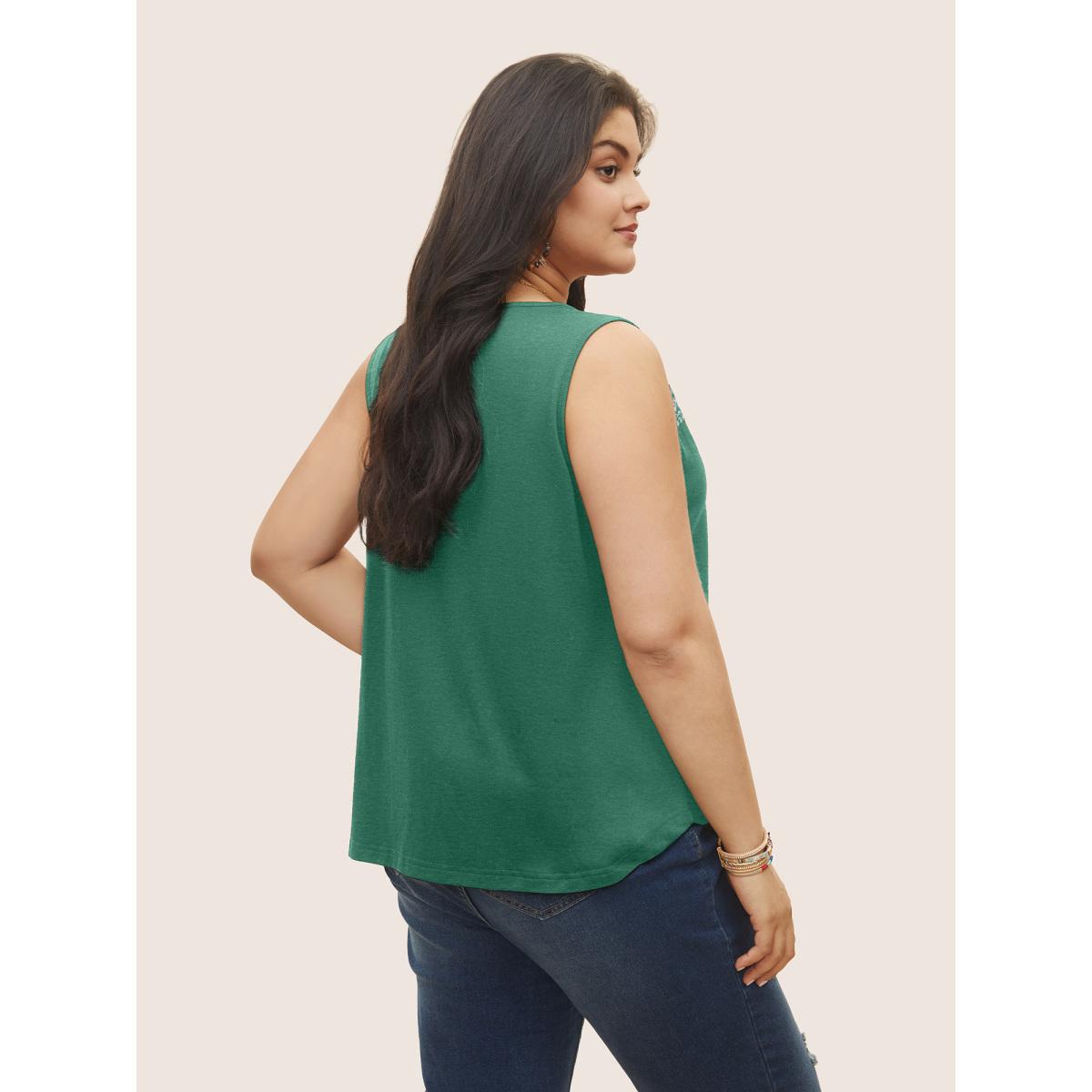 Plus Size Bandana Geometric Embroidered Tank Top Women Emerald Resort Embroidered Round Neck Vacation Tank Tops Camis BloomChic 12/L Product Image