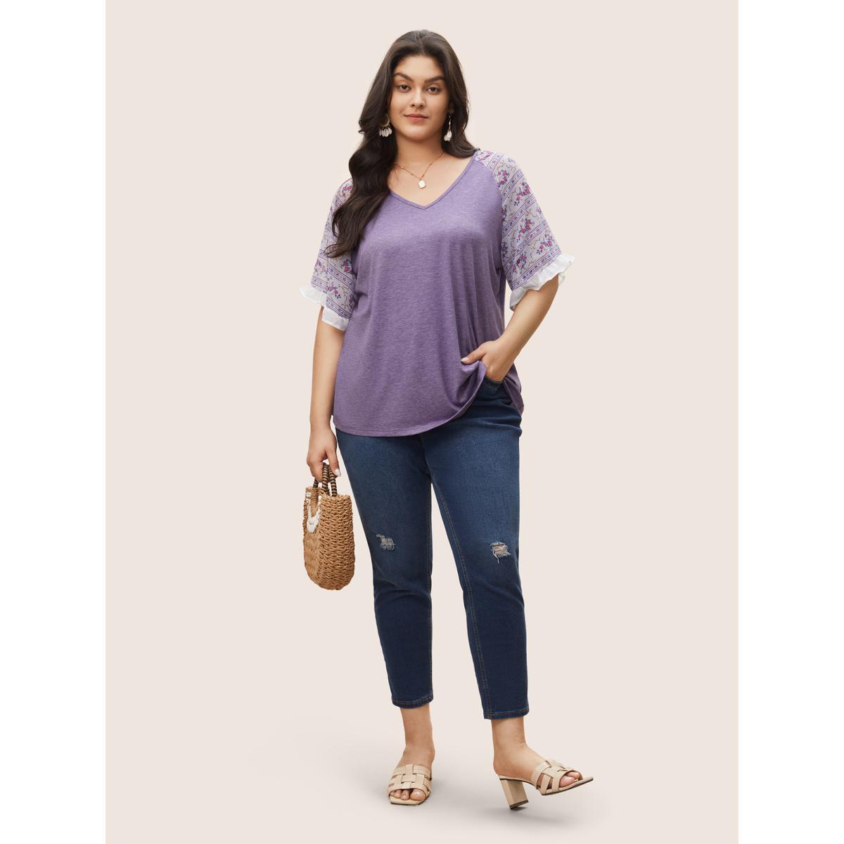 Plus Size Ditsy Floral Patchwork Frill Trim Raglan Sleeve T-shirt Purple Women Elegant Contrast Ditsy Floral V-neck Everyday T-shirts BloomChic 10/M Product Image