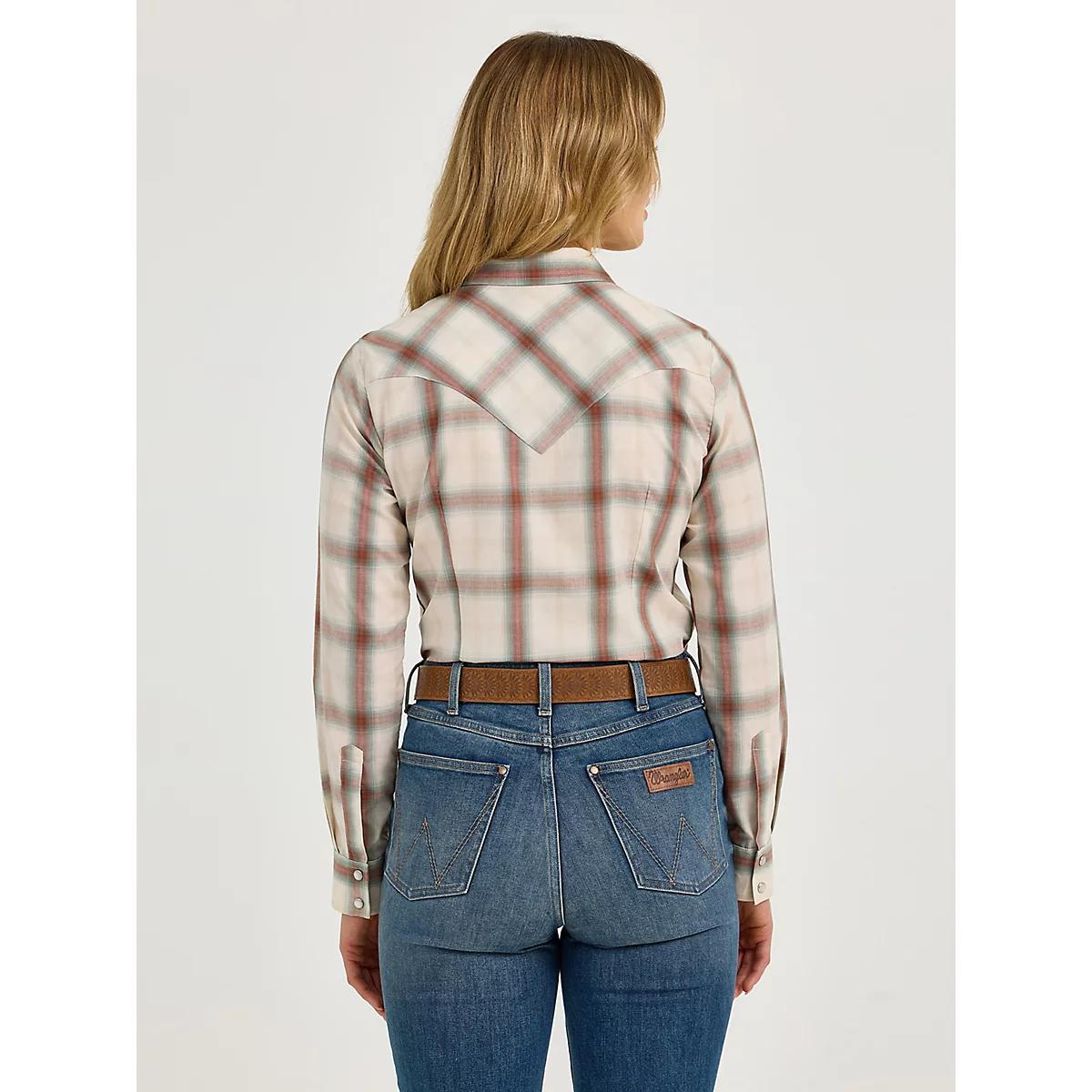 Women's Essential Long Sleeve Plaid Western Snap Top in Creamy Plaid Product Image