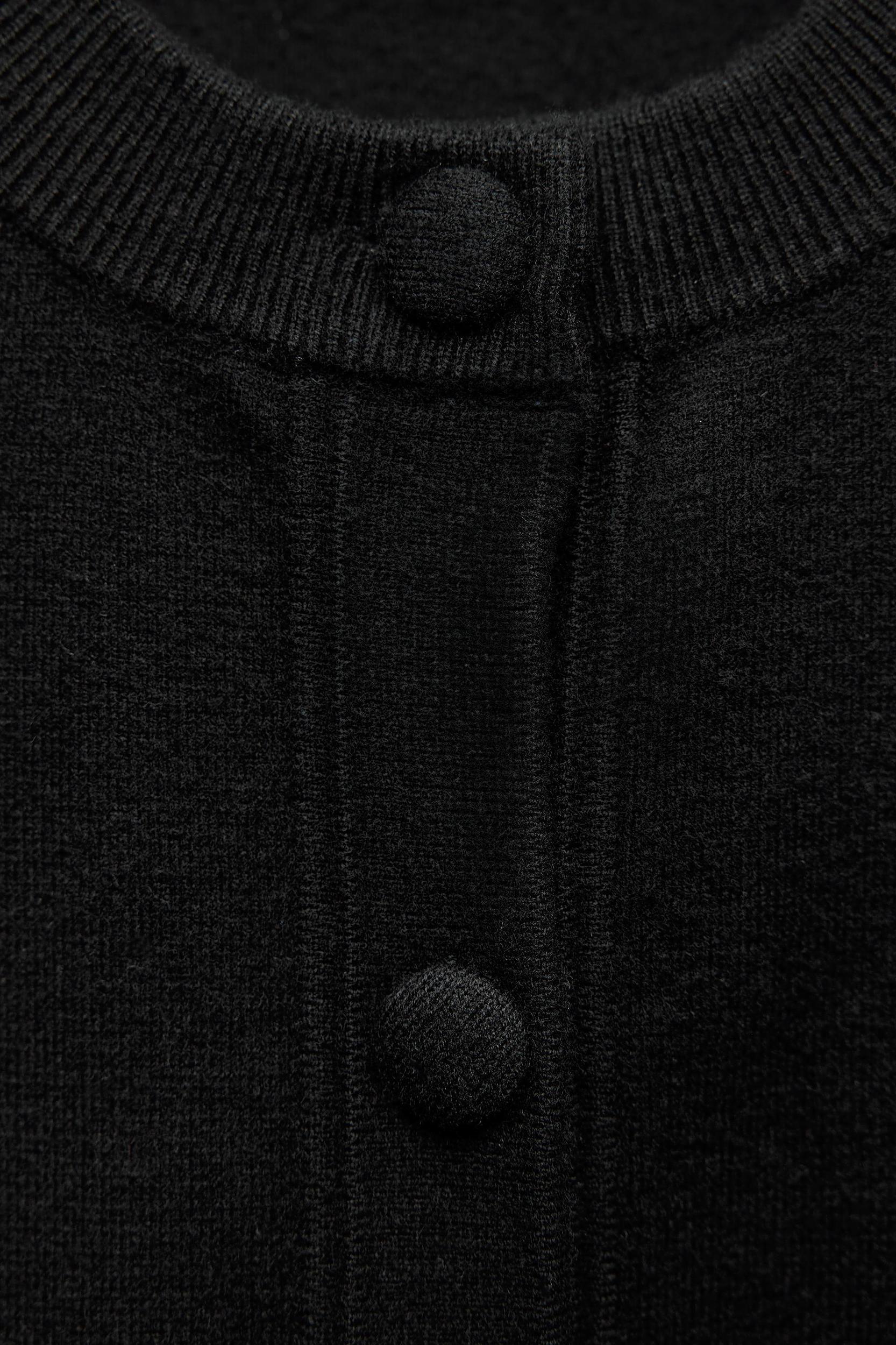 PLAIN KNIT SHOULDER PAD JACKET Product Image