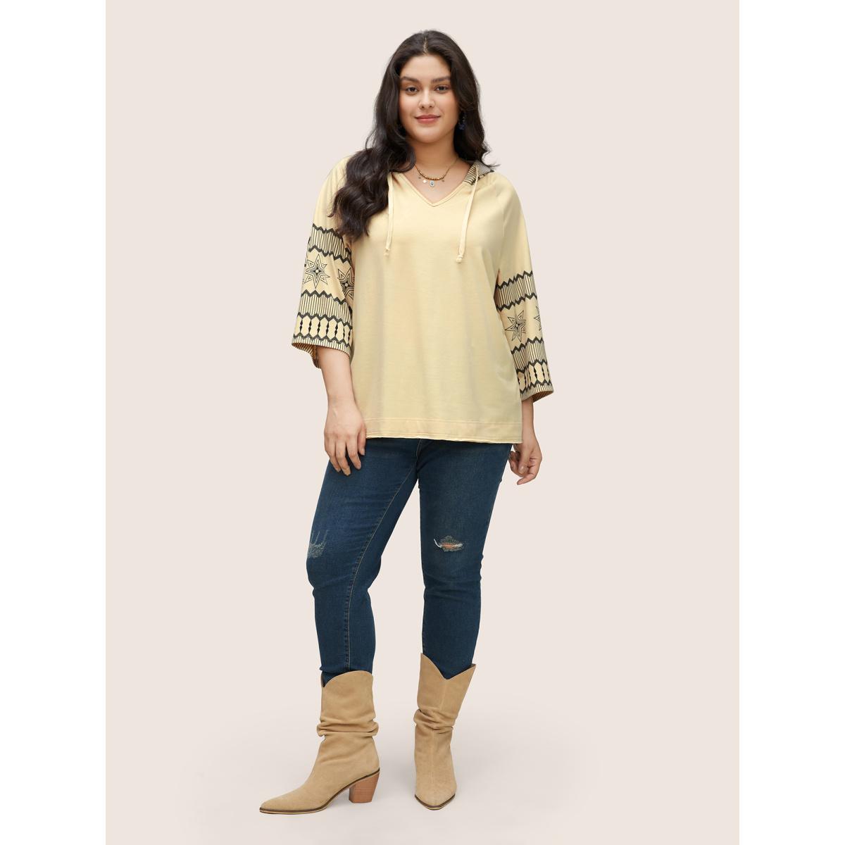 Plus Size Geometric Hooded Raglan Sleeve Sweatshirt Women Champagne Resort Non Hooded Vacation Sweatshirts BloomChic 30/6X Product Image