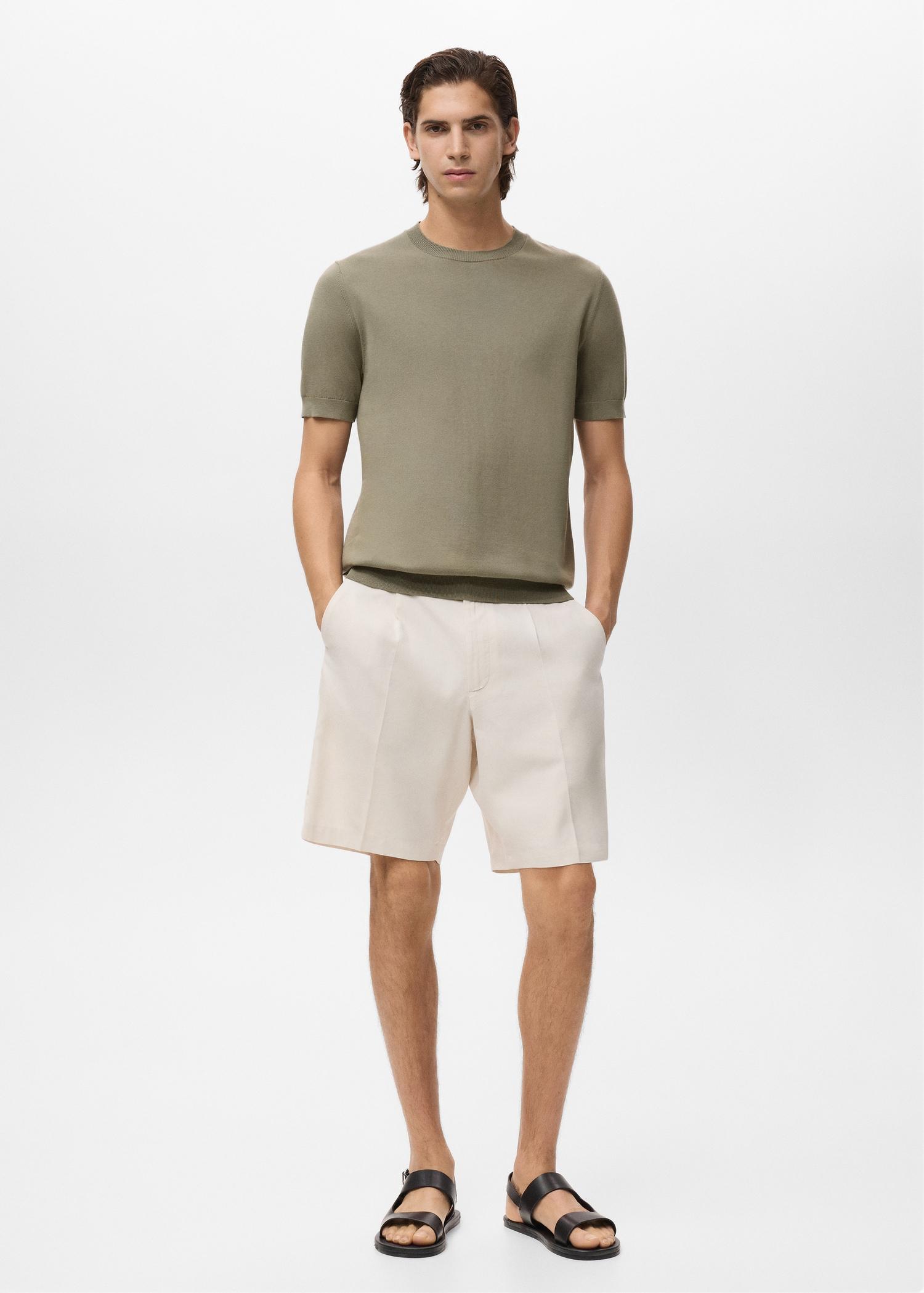 Cotton fine-knit t-shirt - Men | MANGO USA Product Image