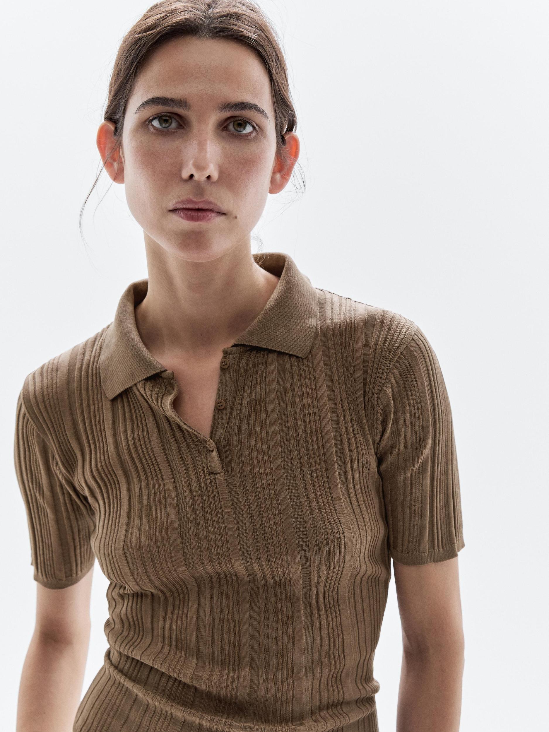 100% cotton polo shirt with ribbed detail Product Image