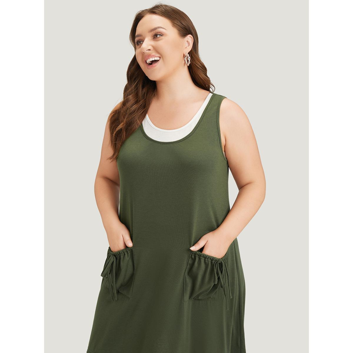 Plus Size Two Tone Knot Pocket Patchwork Dress ArmyGreen Women Casual Contrast Round Neck Sleeveless Curvy Knee Dress BloomChic 26/4X Product Image