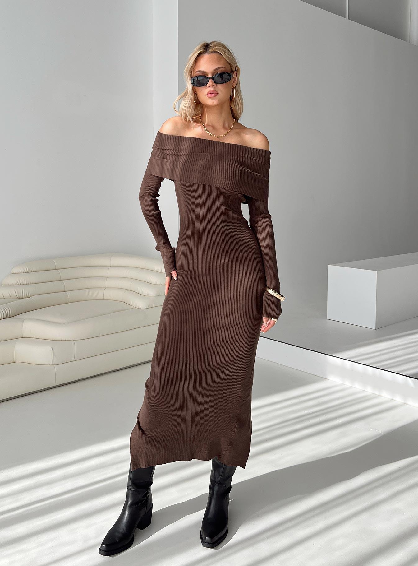 Phylis Off The Shoulder Maxi Dress Chocolate Product Image