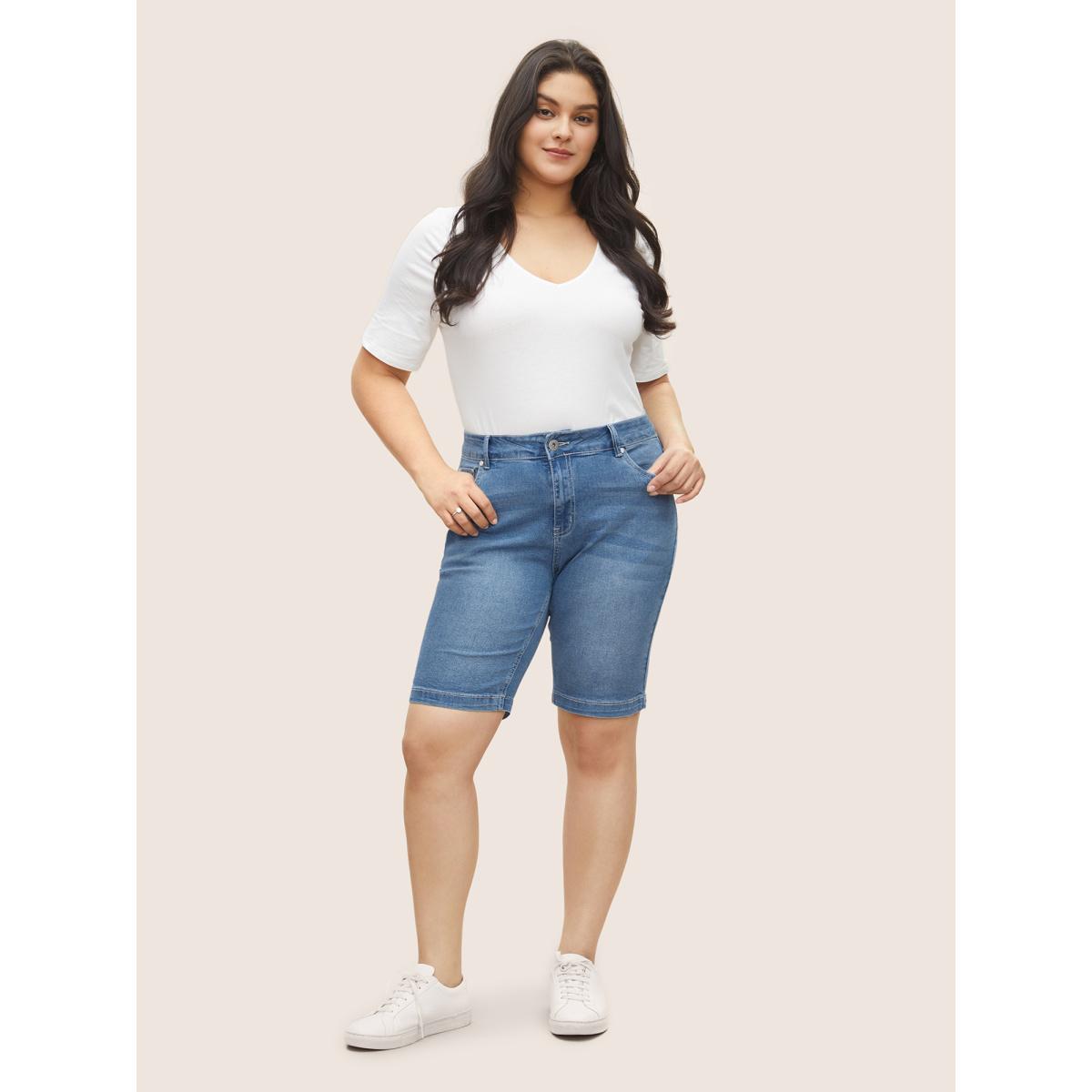 Plus Size Very Stretchy High Rise Dark Wash Denim Shorts Women Blue Casual Plain High stretch Slanted pocket Jeans BloomChic 14/1X Product Image