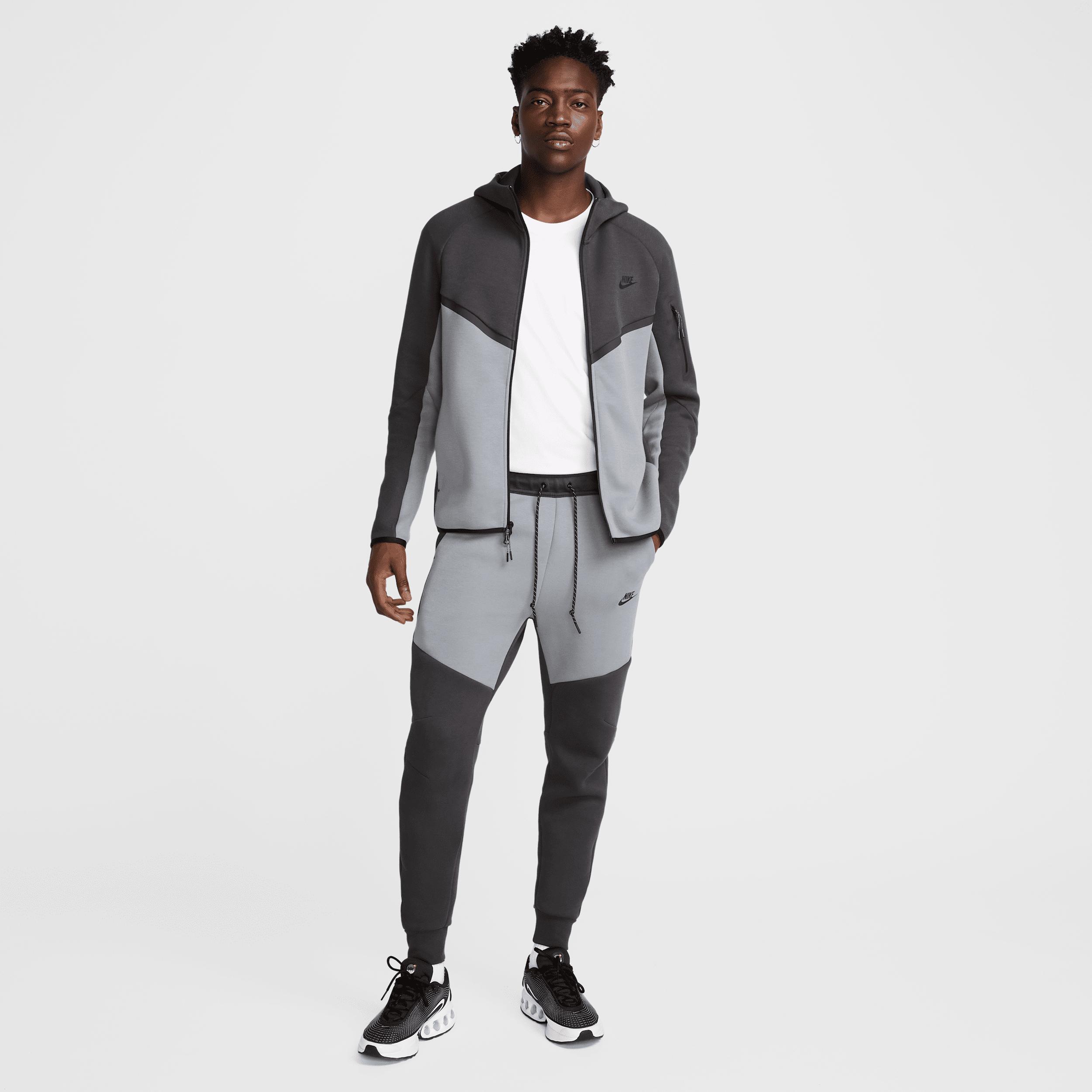 Nike Men's Tech Fleece Windrunner Full-Zip Jacket Product Image