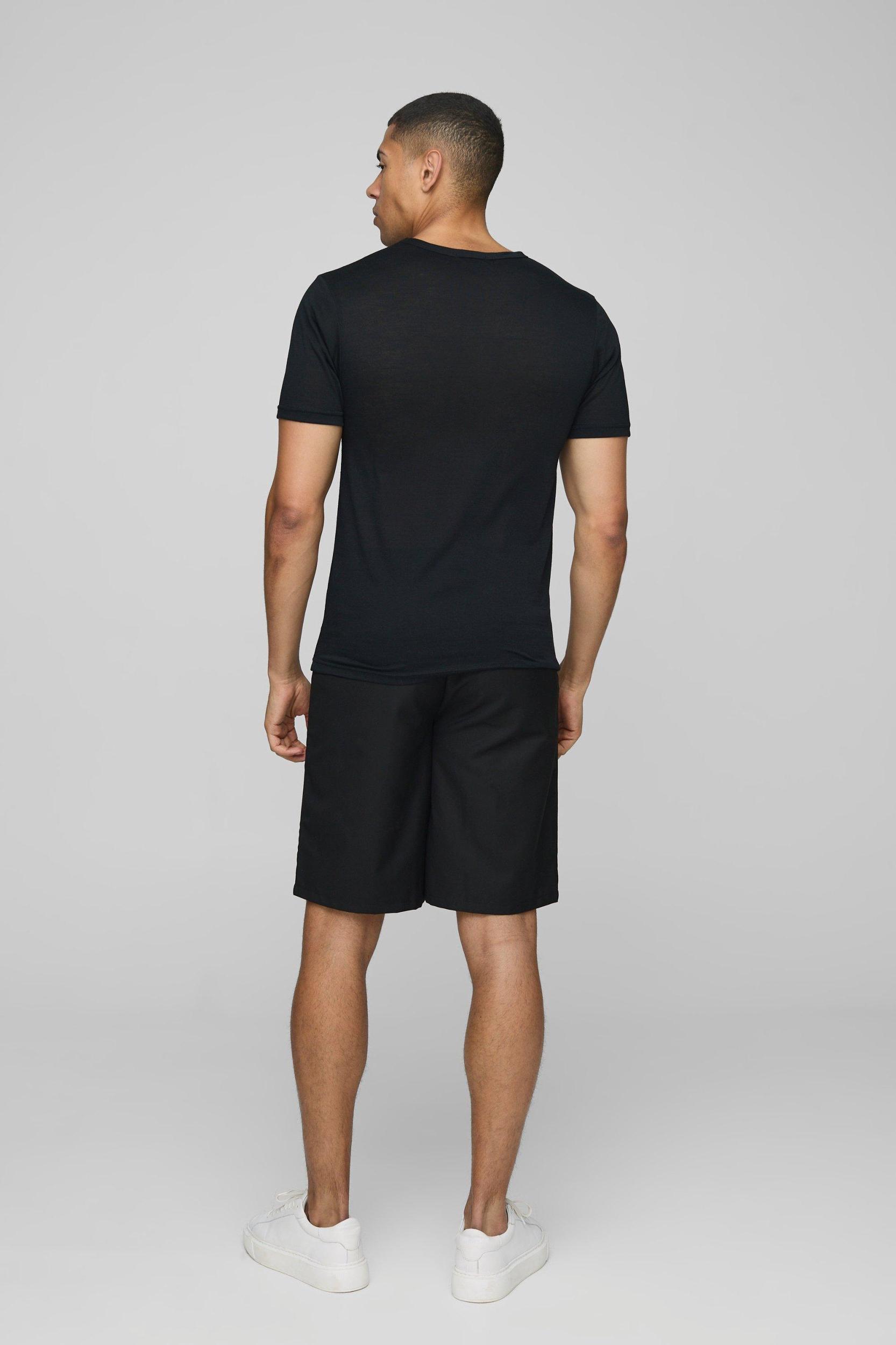 Muscle Fit Slub T-Shirt | boohooMAN USA Product Image