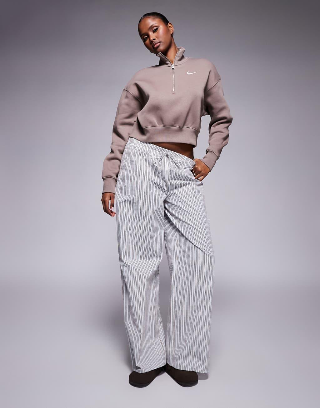 Nike Phoenix Fleece half zip sweatshirt in brown Product Image