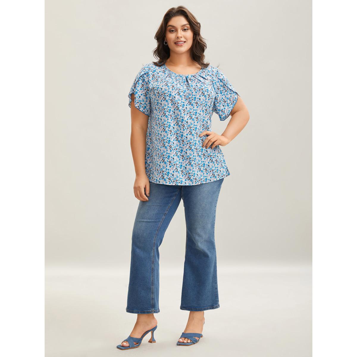 Plus Size Skyblue Floral Print Petal Sleeve Pleated Neck Blouse Women Short sleeve Round Neck Elegant Blouses BloomChic 26/4X Product Image