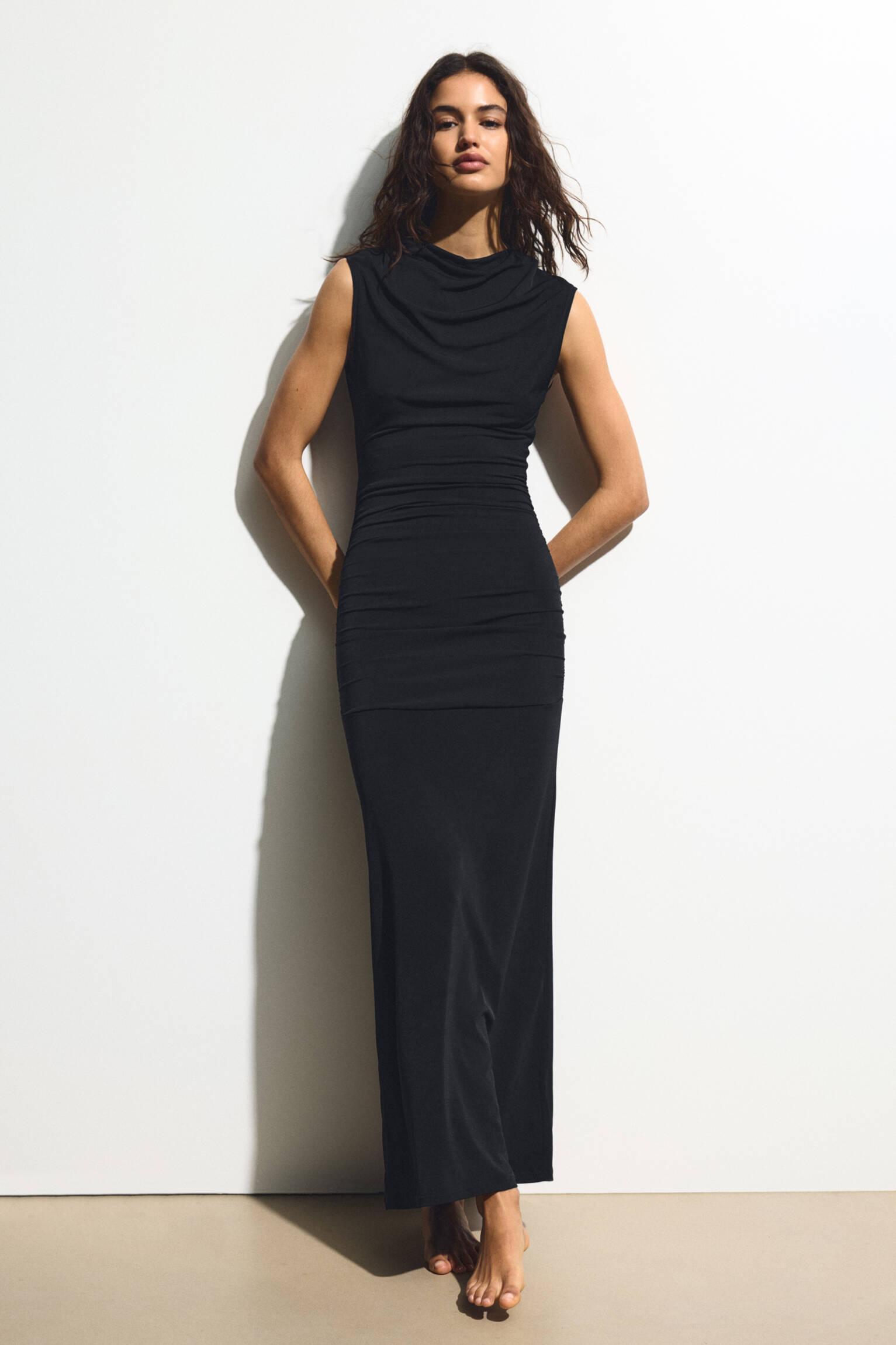 Sleeveless midi dress with gathering Product Image