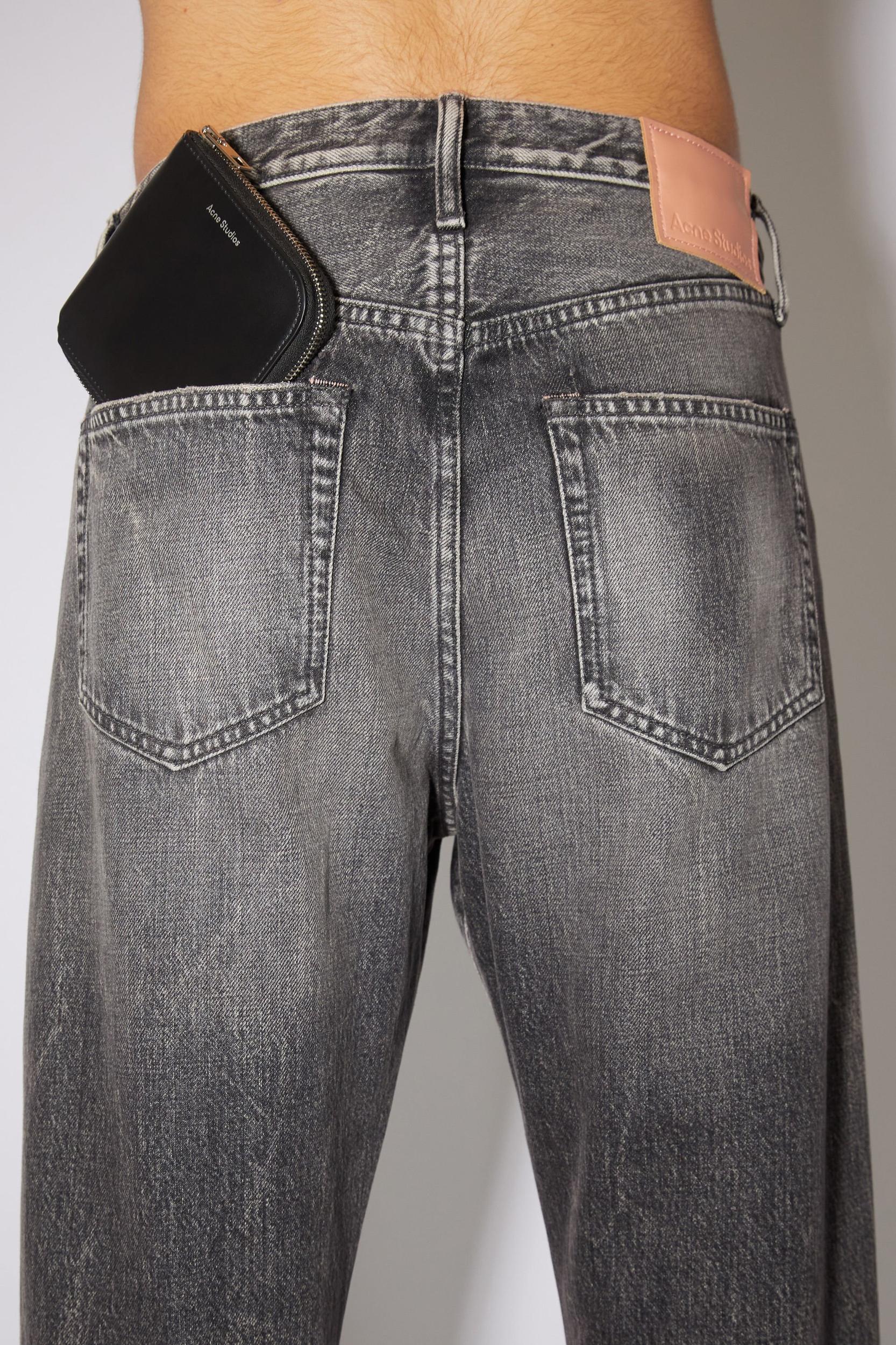 Zippered wallet Product Image