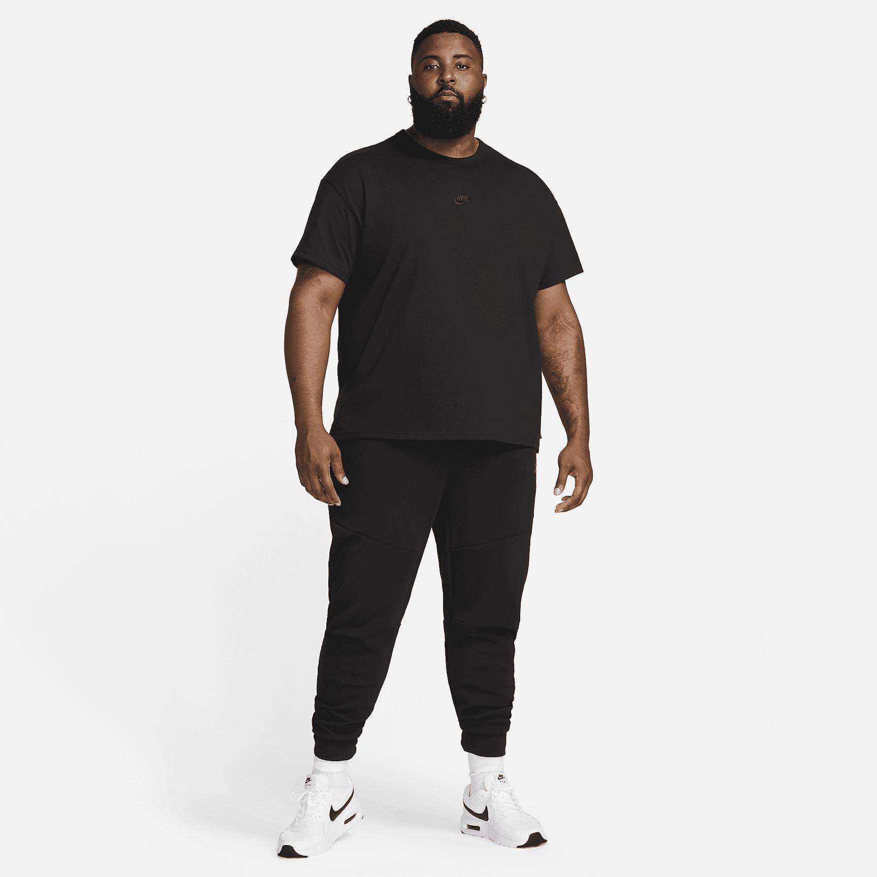 Mens Nike Sportswear Premium Essentials T-Shirt | DO7392-010 Product Image