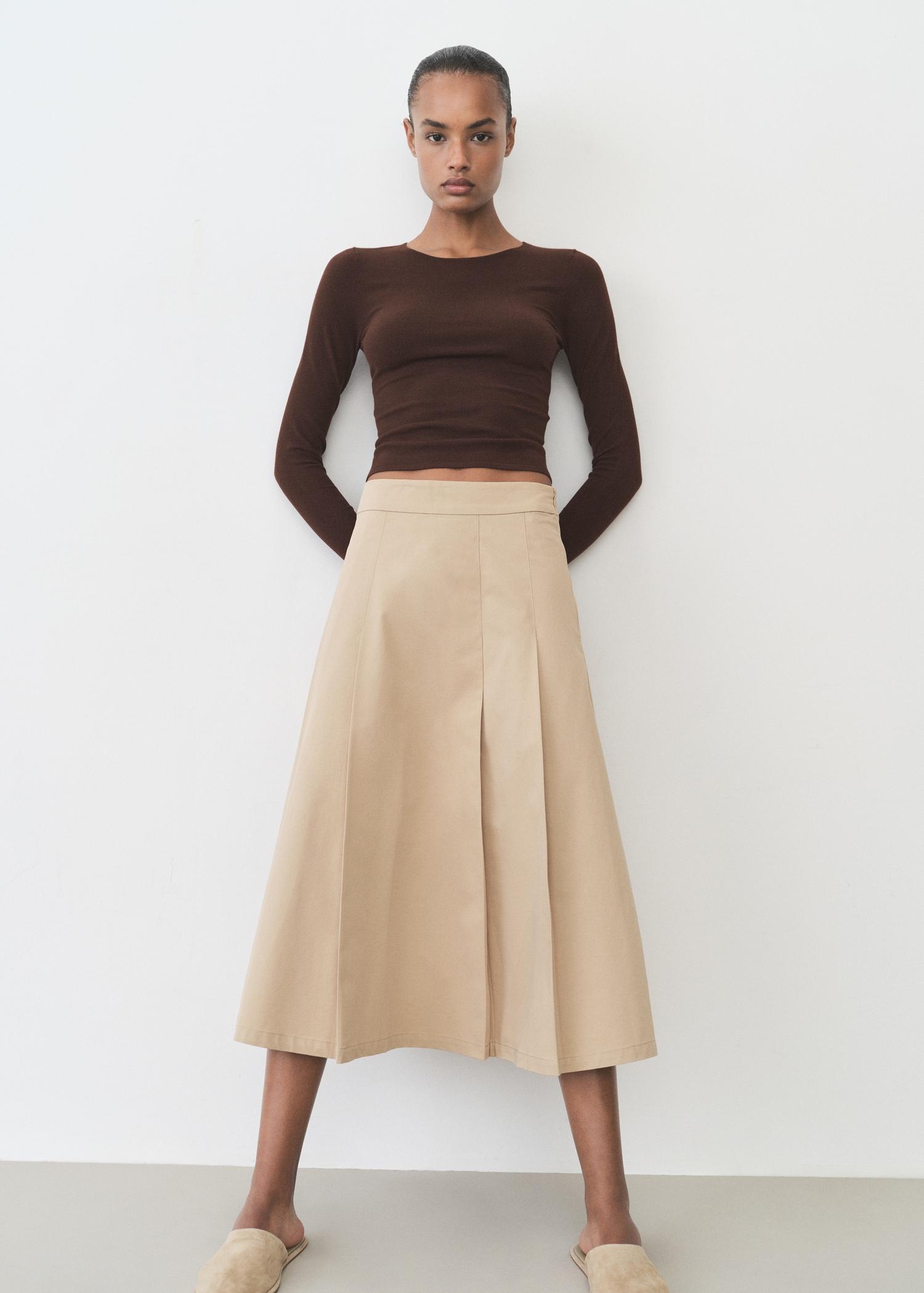 Fine-knit fitted sweater - Women | MANGO USA Product Image