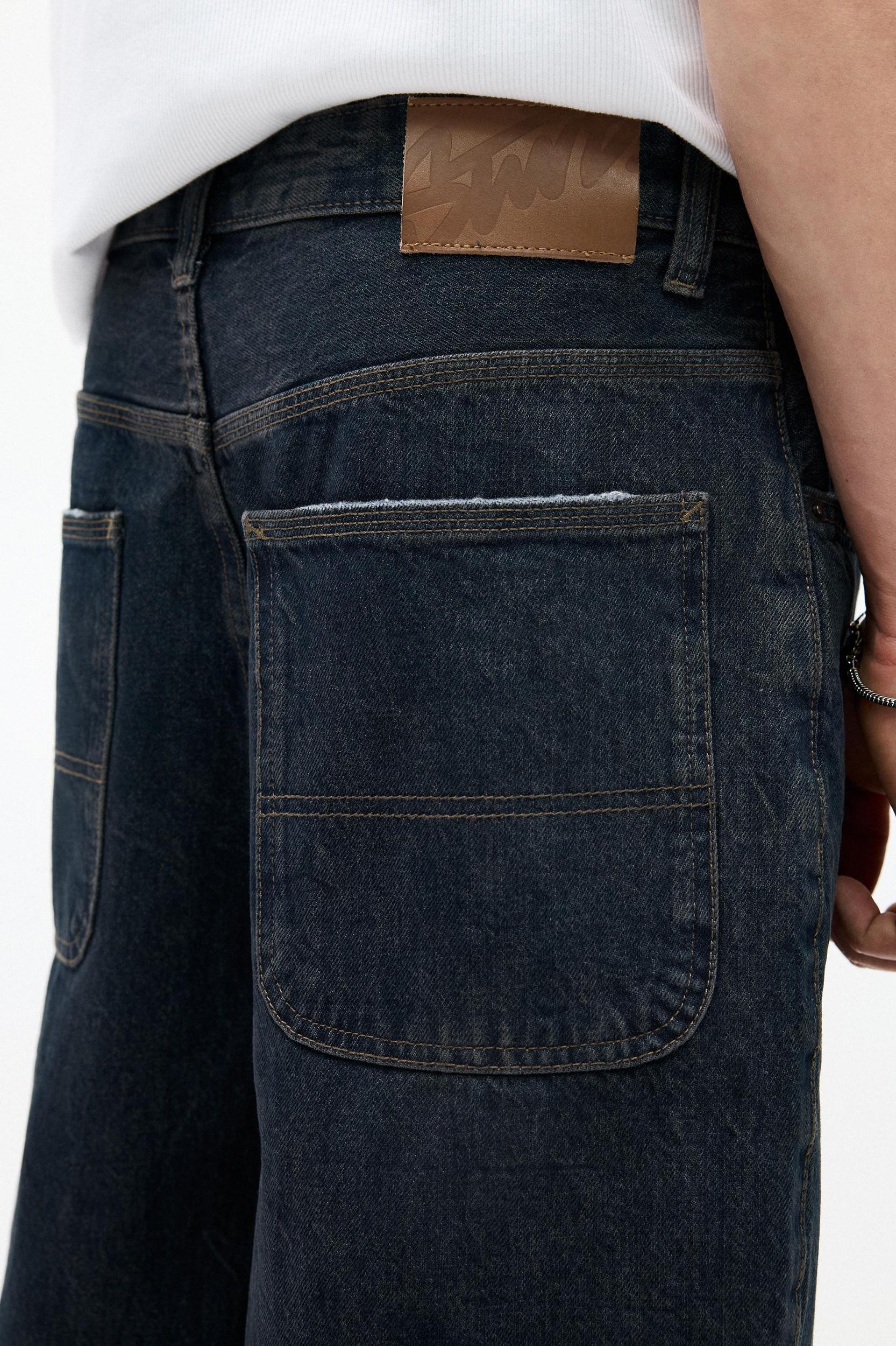 Loose baggy denim Bermuda shorts Product Image