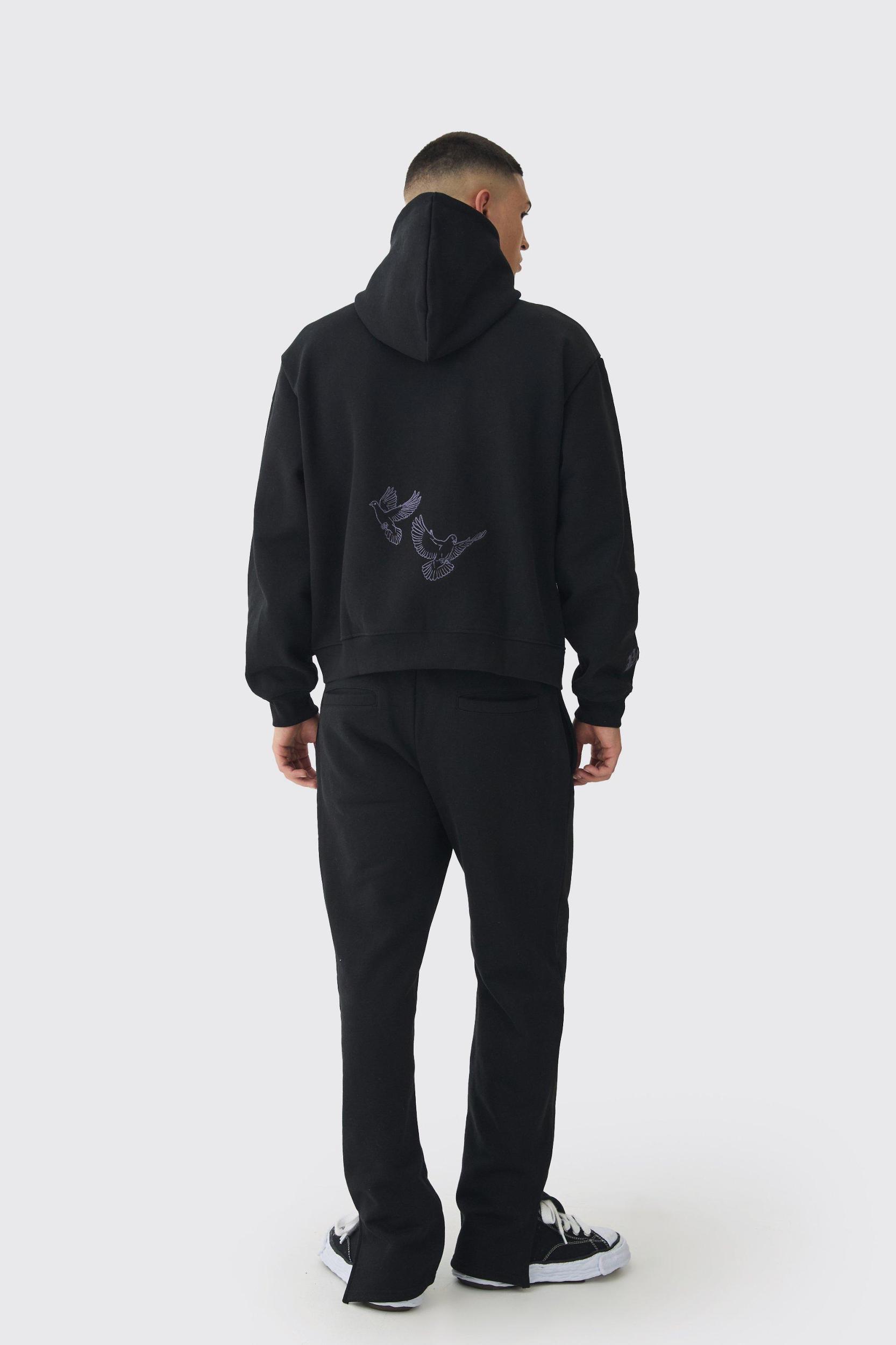 Regular Fit Smart Split Hem Embroidered Super Heavyweight Loopback Sweatpants | boohooMAN USA Product Image