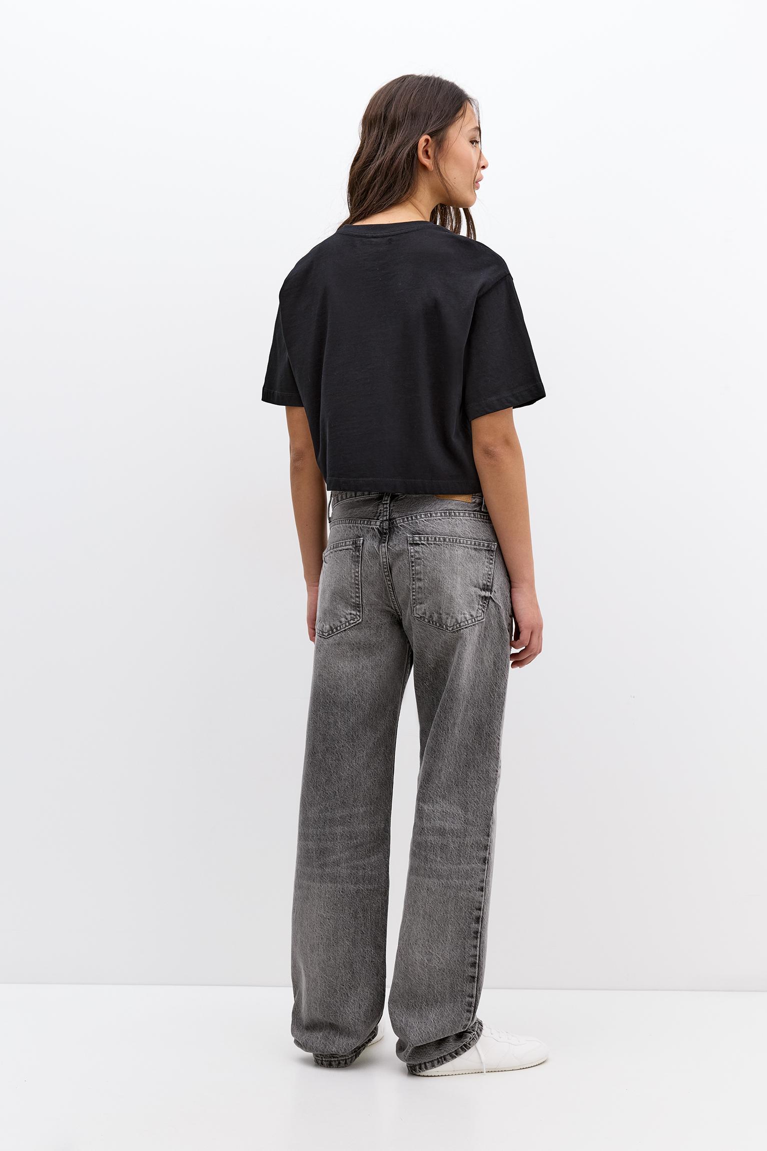 Cropped short sleeve T-shirt Product Image