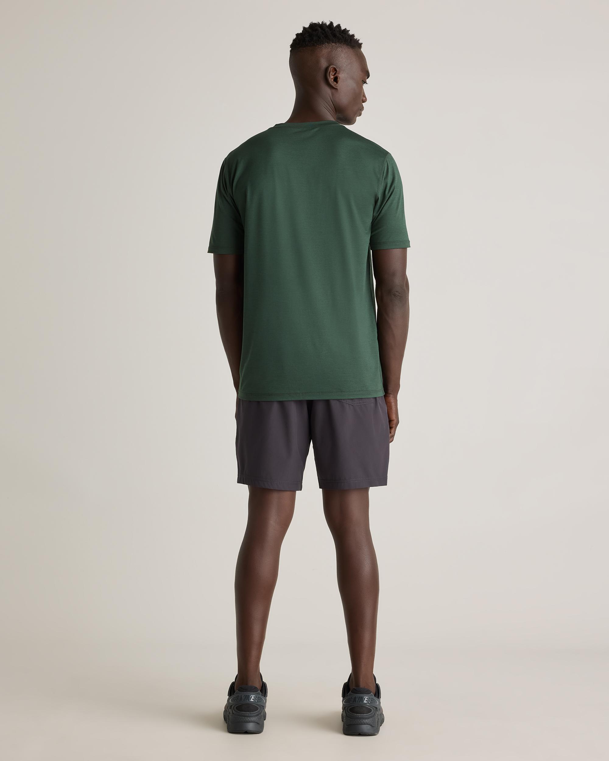 Quince | Men's Performance Tech Short 7.5" Recycled Poly with Stretch Product Image