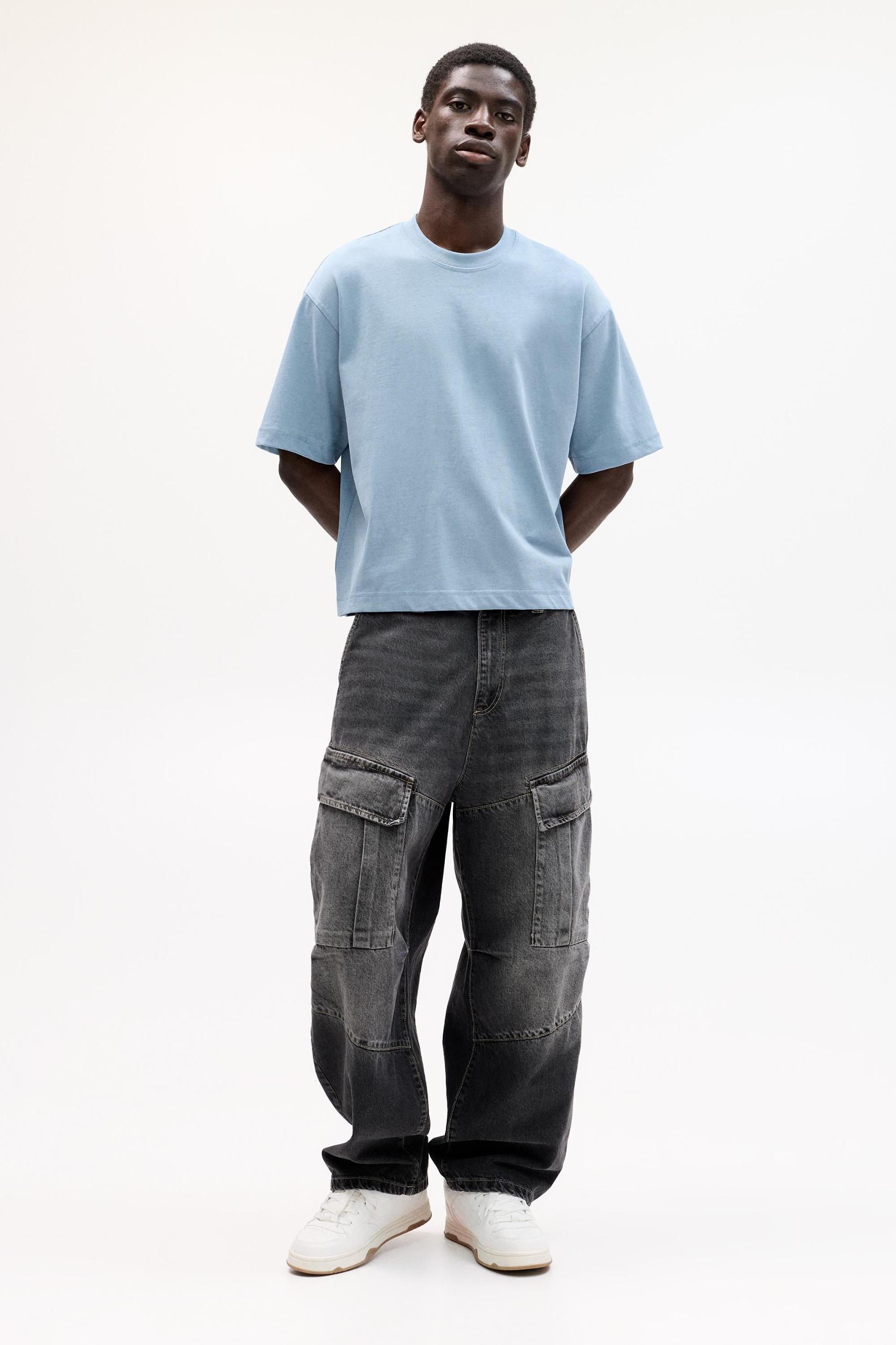 Cropped T-shirt Product Image