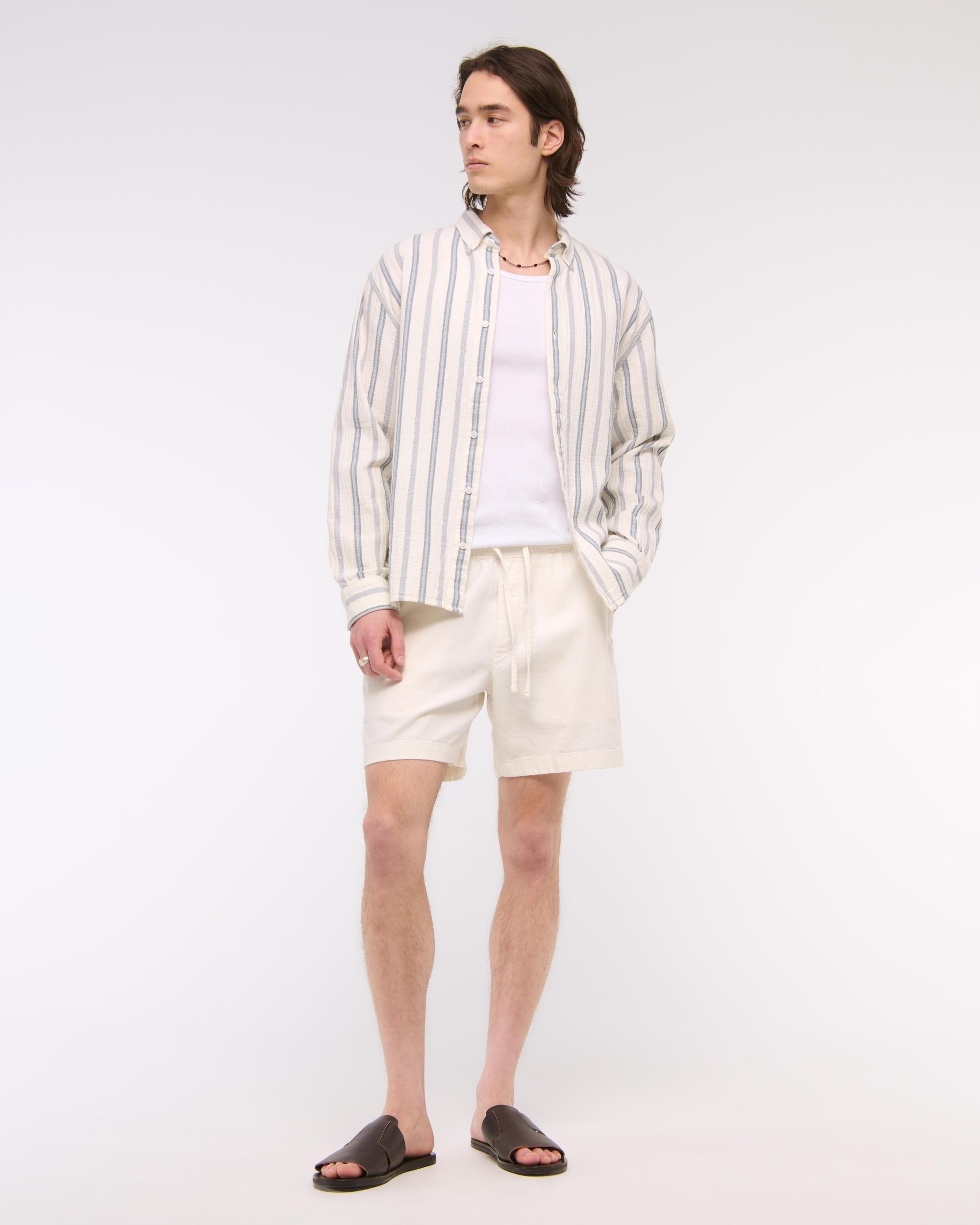 Textured Pull-On Short Product Image