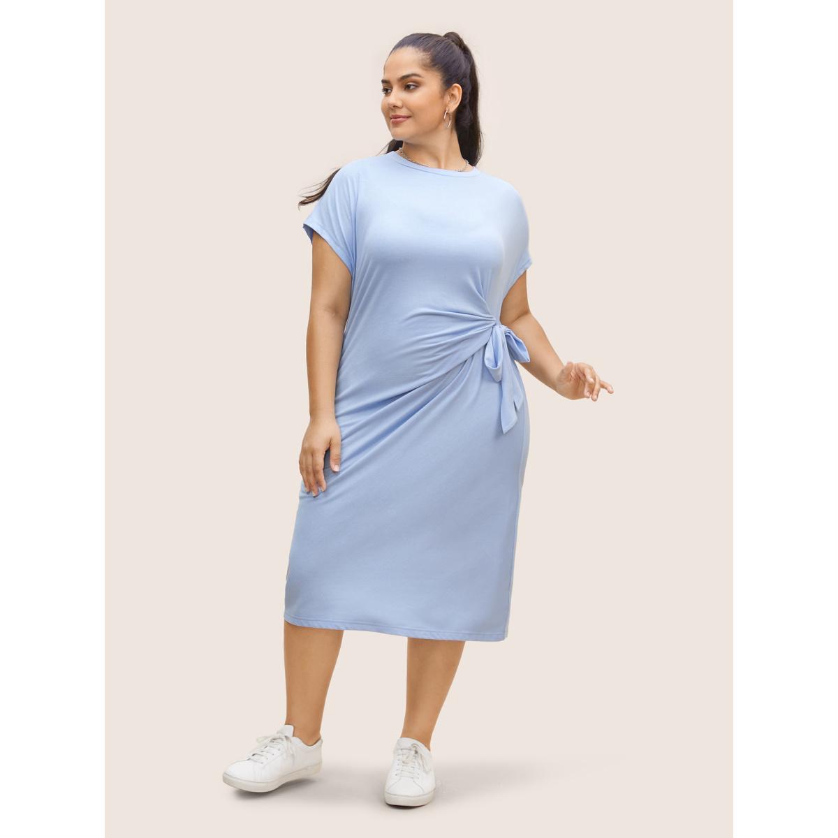 Plus Size Plain Tie Knot Batwing Sleeve Dress LightBlue Women Casual Tie knot Round Neck Cap Sleeve Curvy BloomChic 30/6X Product Image