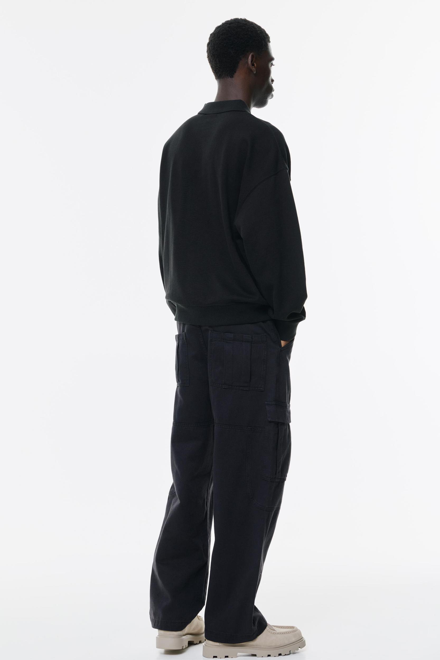 Baggy cargo trousers Product Image