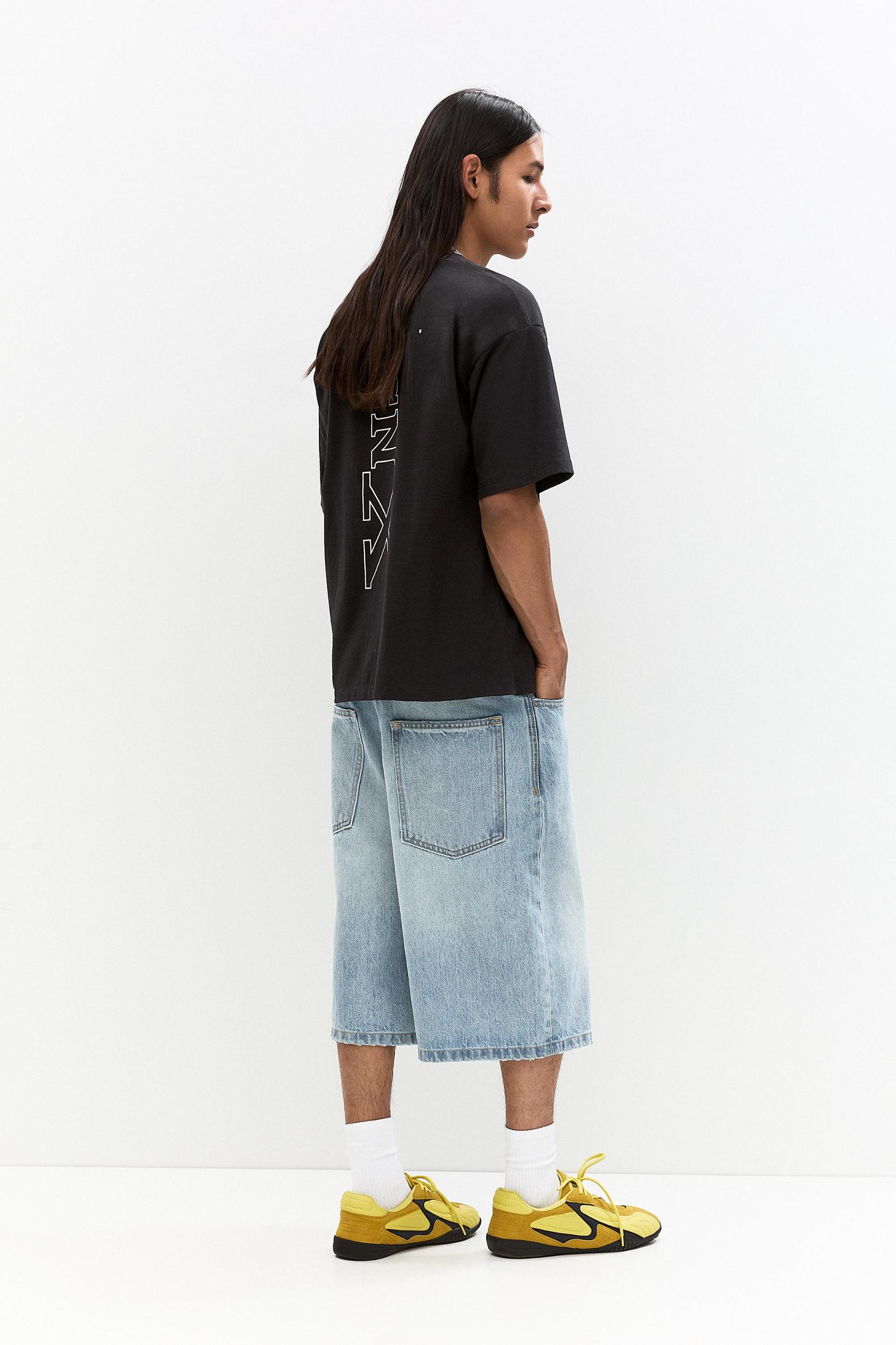 GNX T-shirt with car graphic Product Image