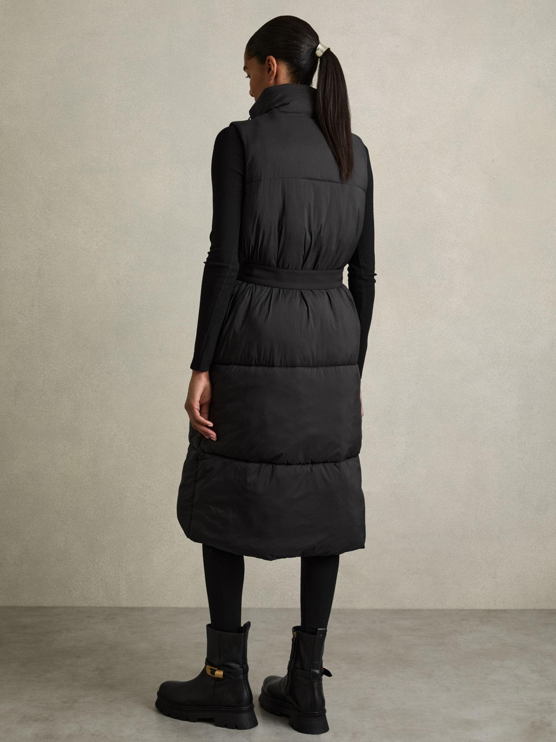 Hybrid Puffer Coat in Black Product Image