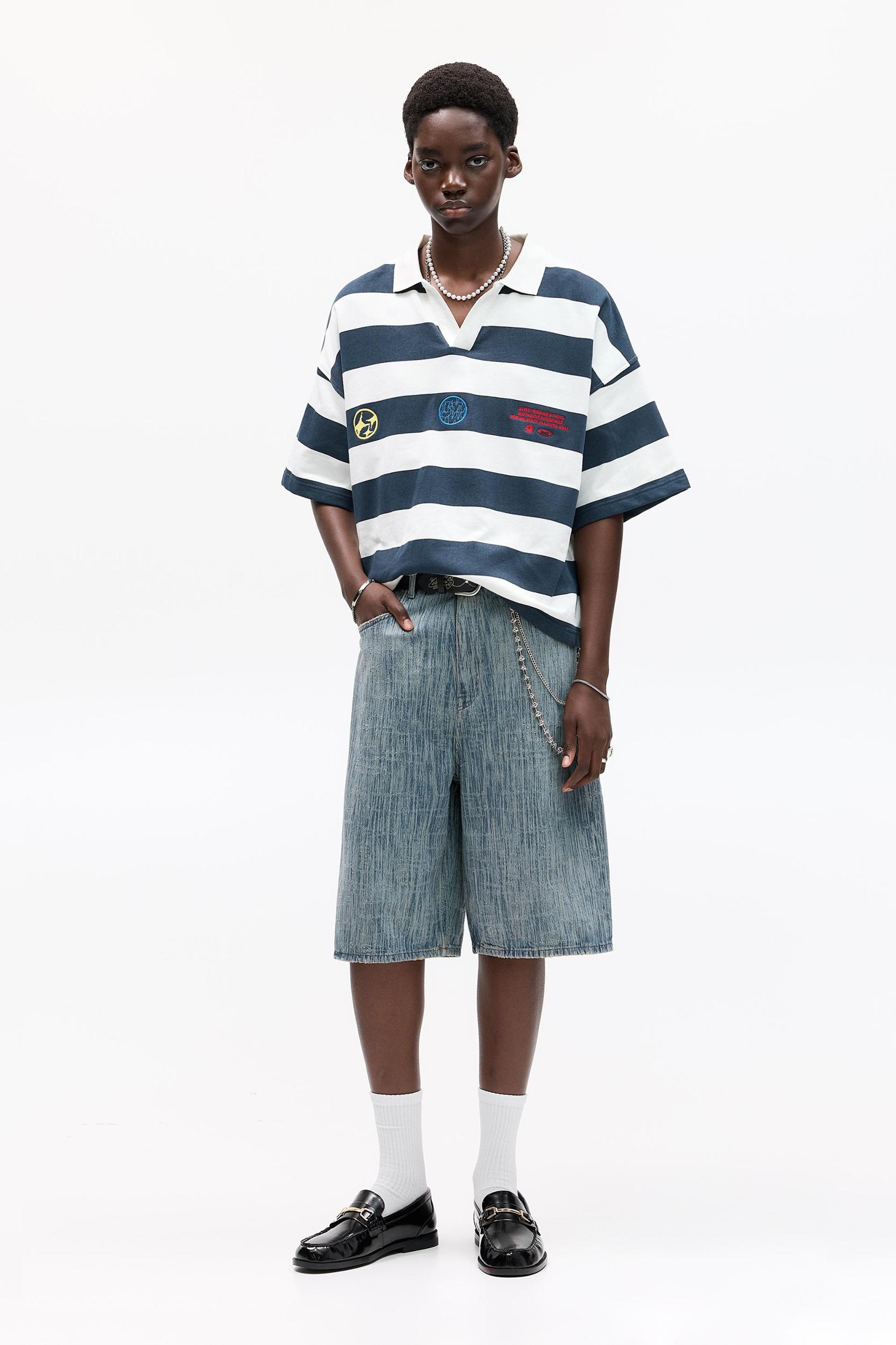 Embroidered striped short sleeve polo shirt Product Image