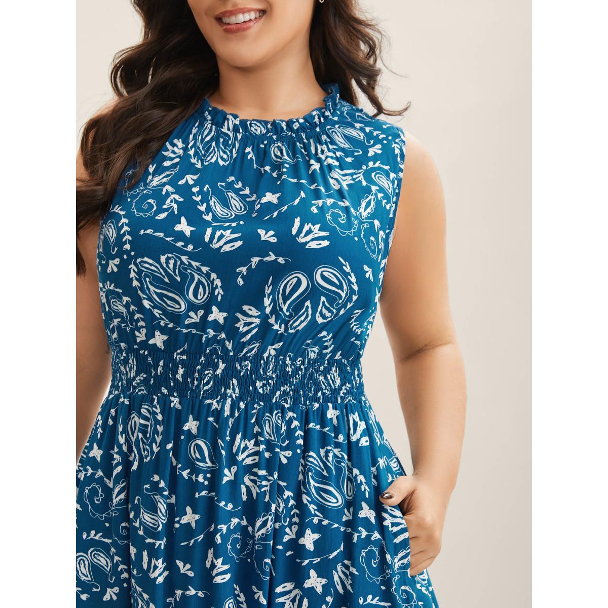 Plus Size Paisley Print Shirred Sleeveless Midi Dress Mediumblue Women Timeless Round Neck Sleeveless Curvy BloomChic 30/6X Product Image