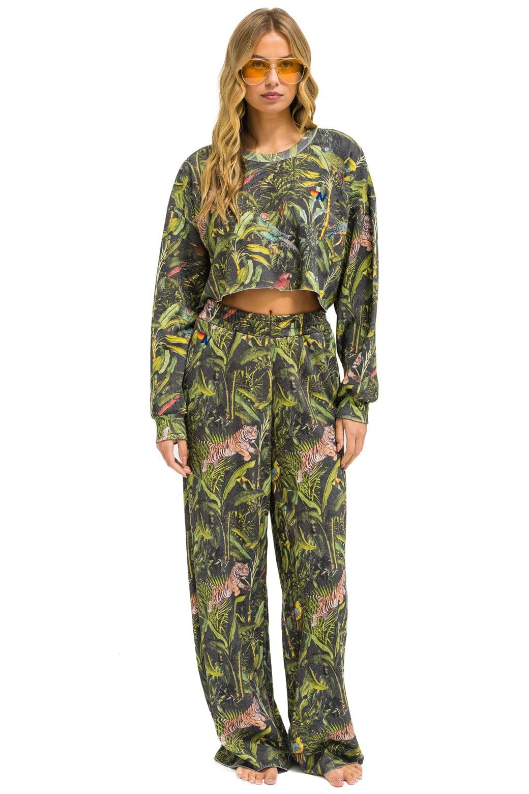 JUNGLE WIDE LEG POCKET SWEATPANTS - VINTAGE CHARCOAL Female Product Image