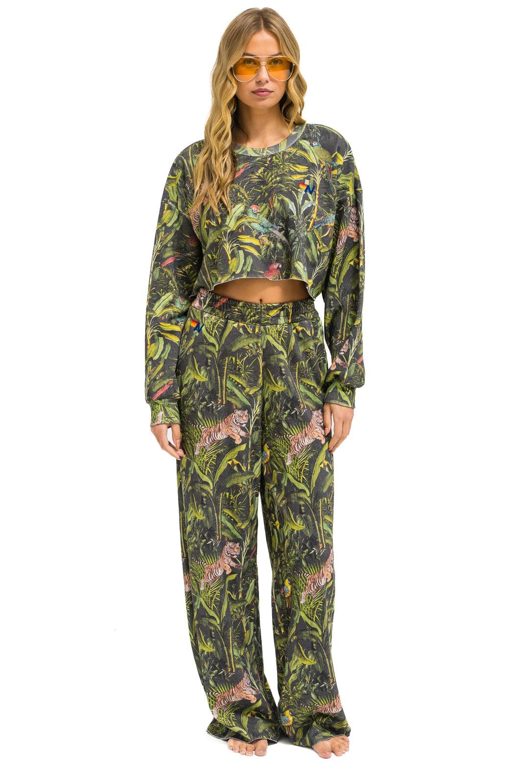 JUNGLE WIDE LEG POCKET SWEATPANTS - VINTAGE CHARCOAL Female Product Image