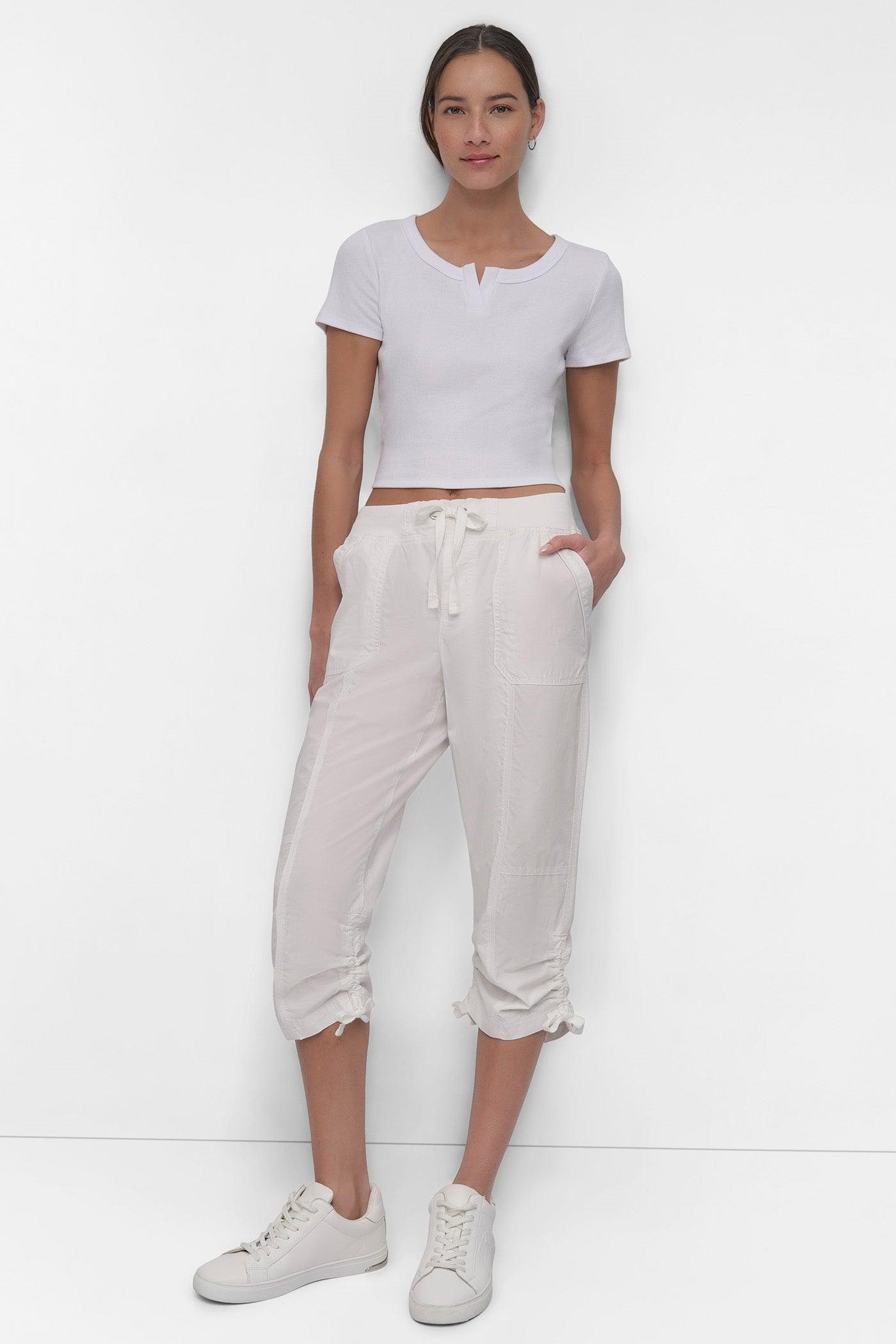 CROPPED NOTCH NECK PERFORMANCE TEE Product Image