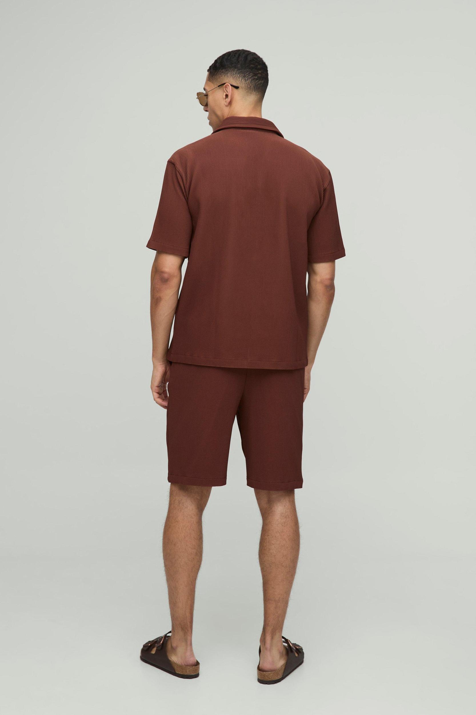 Oversized Concealed Placket Pleated Short Sleeve Shirt | boohooMAN USA Product Image