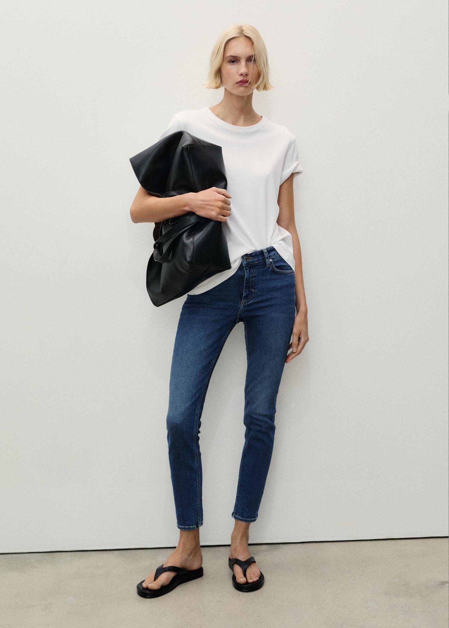 Mid-rise skinny jeans - Women | MANGO USA Product Image