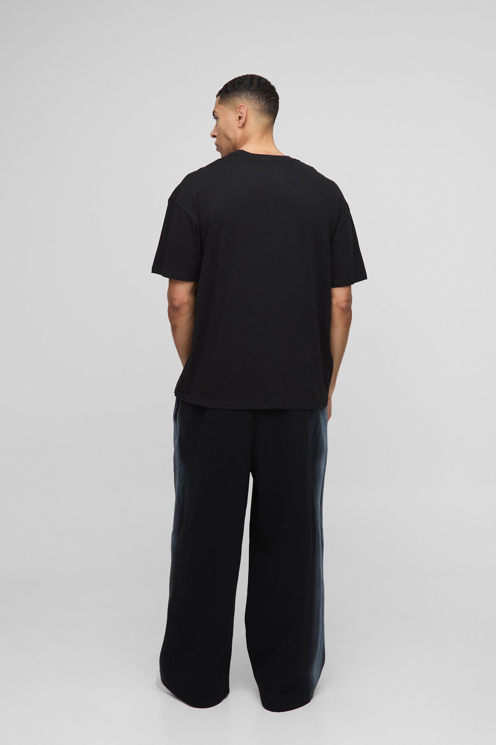 Oversized Iron Maiden License T-Shirt | boohooMAN USA Product Image