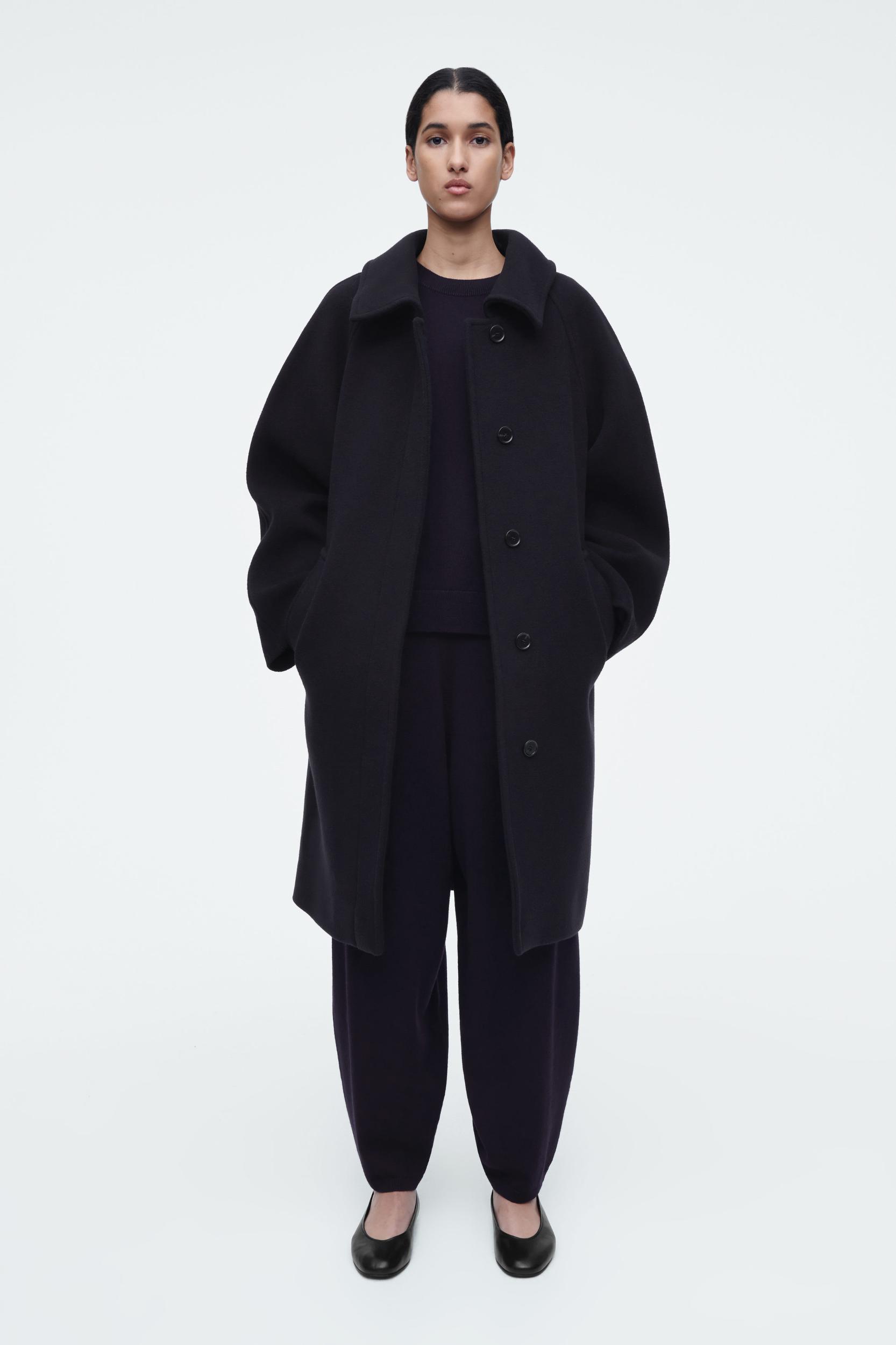 MERINO WOOL BARREL-LEG PANTS Product Image