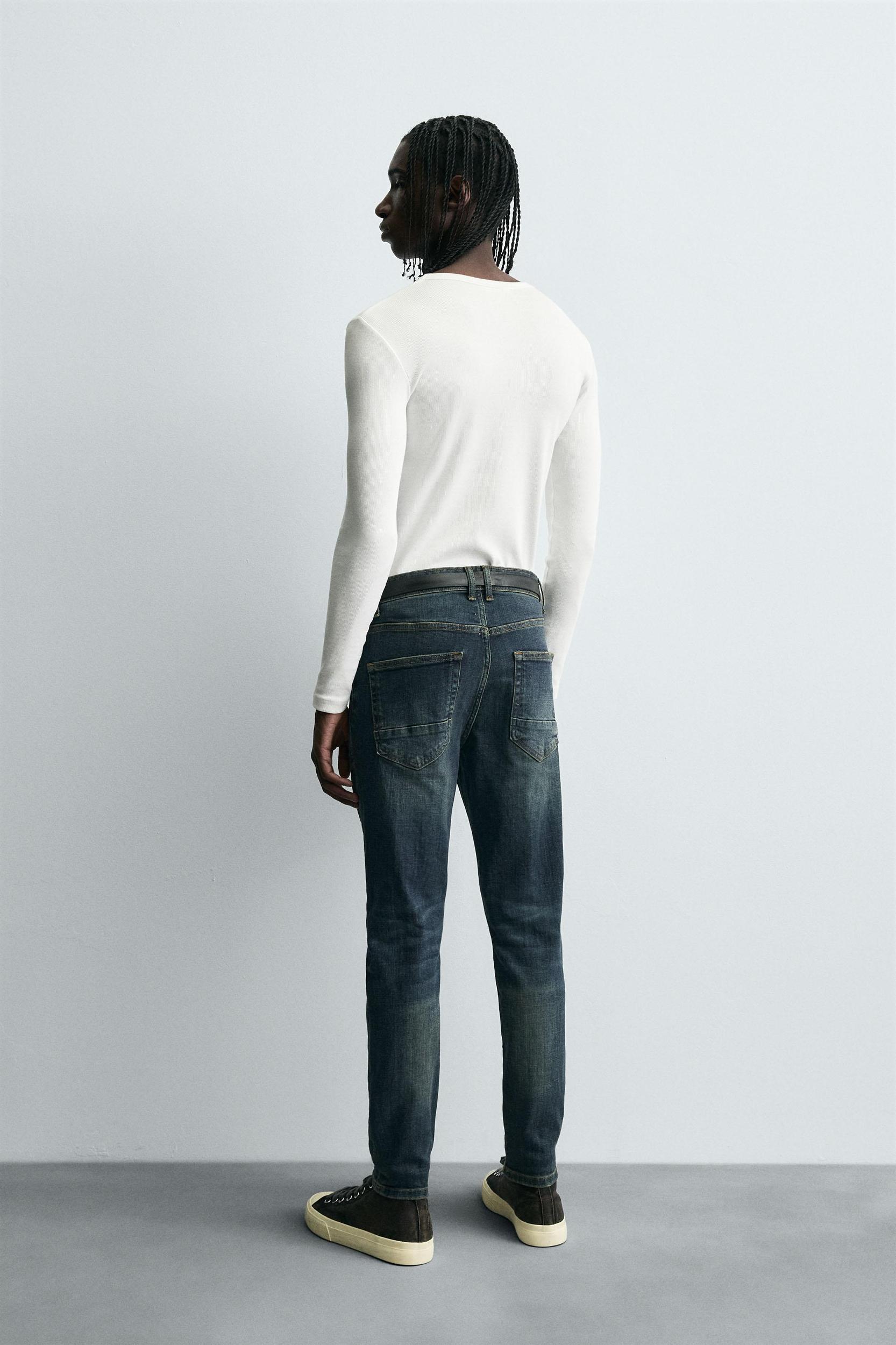 SKINNY CROPPED FIT JEANS Product Image