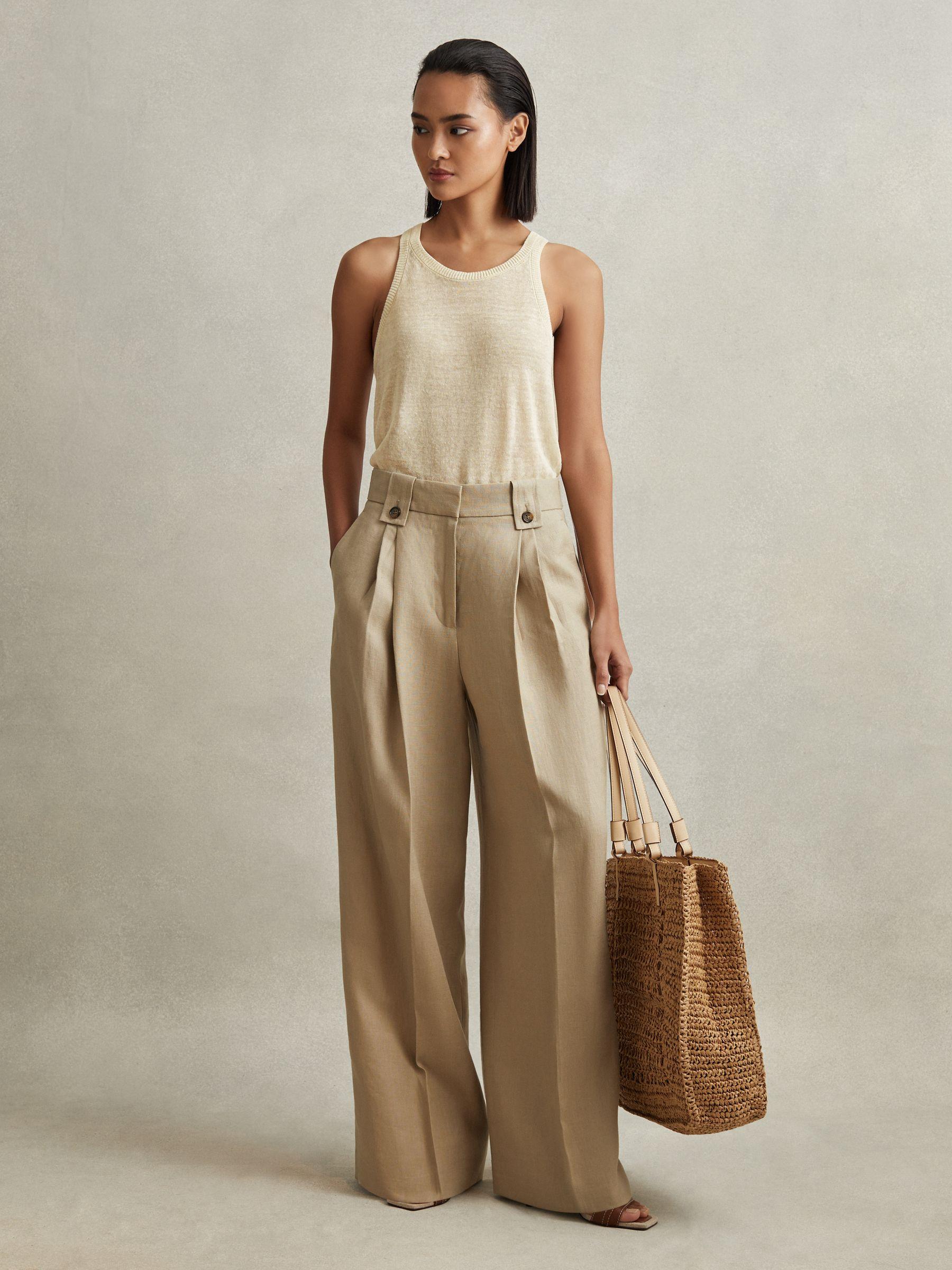 Linen Blend Crew Neck Vest in Cream Product Image