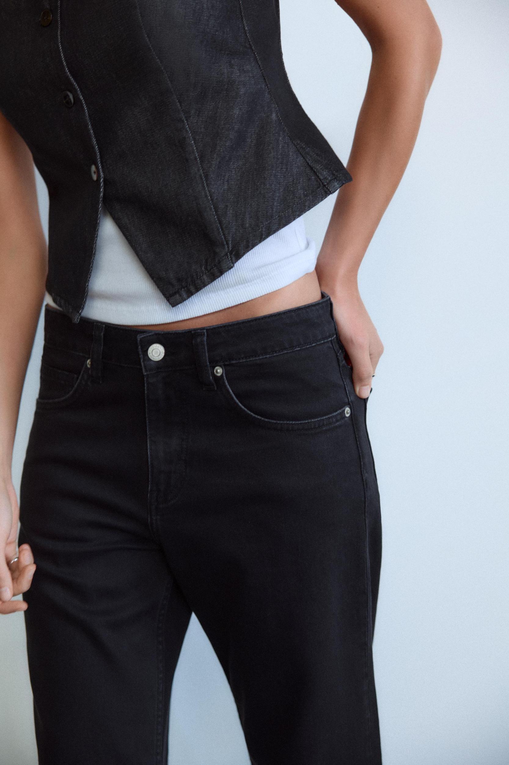 SLOUCHY TRF JEANS WITH A MID WAIST Product Image