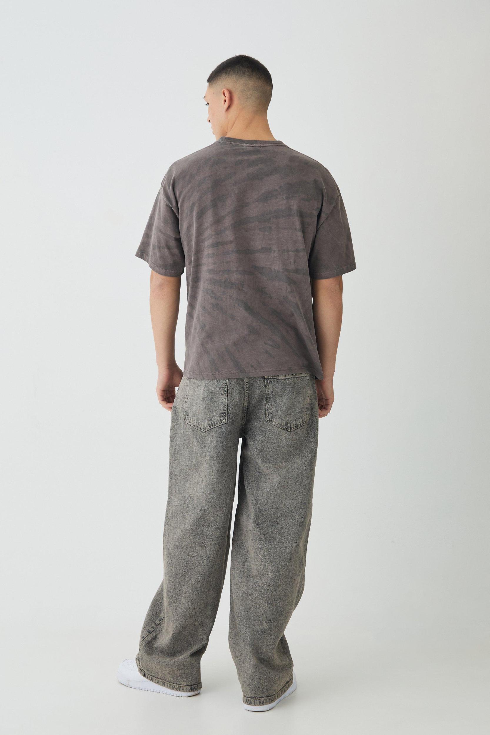 Relaxed Fit Stone Washed Jeans | boohooMAN USA Product Image