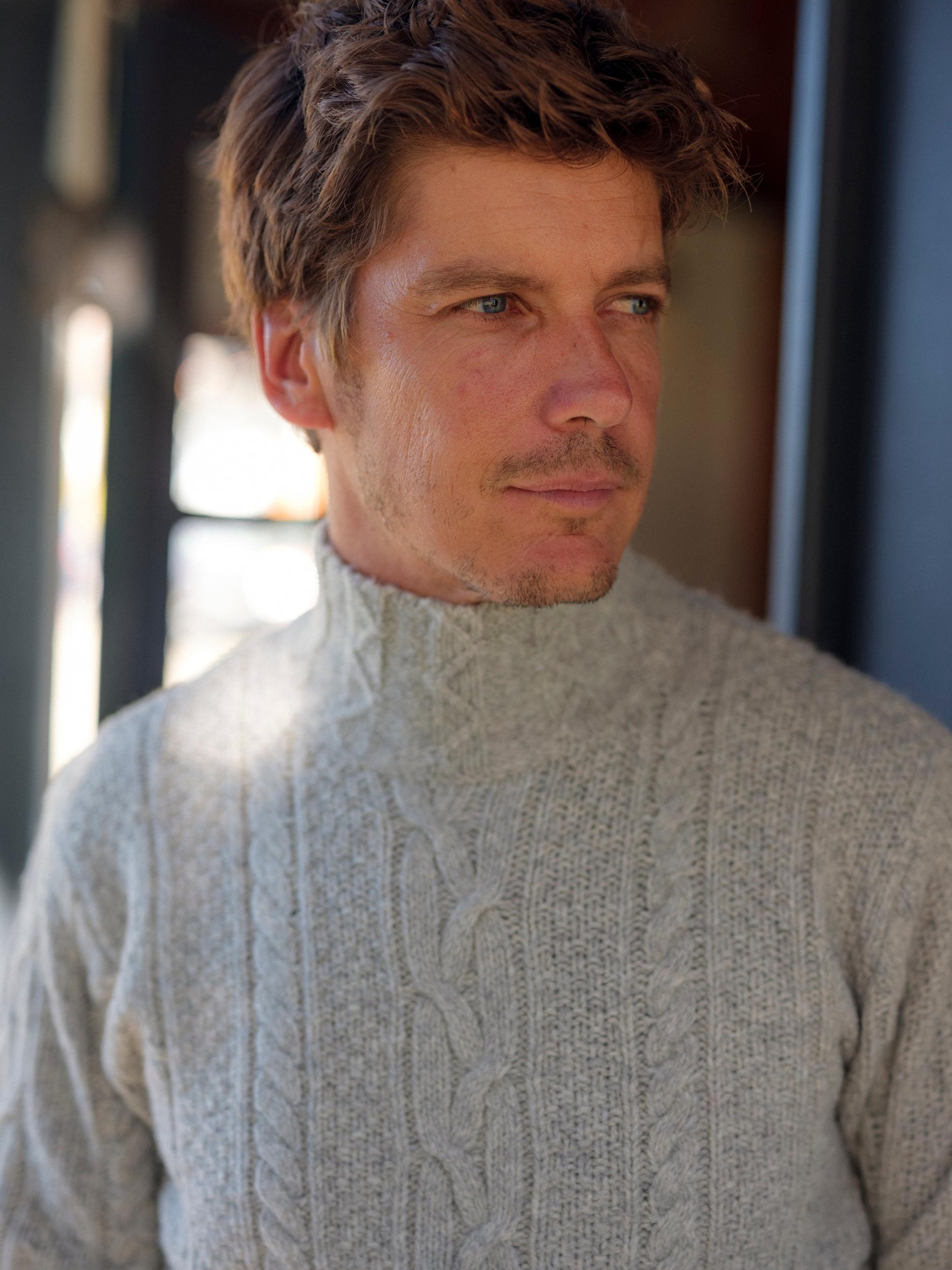 Fisherman Cable Turtleneck - Light Gray Product Image