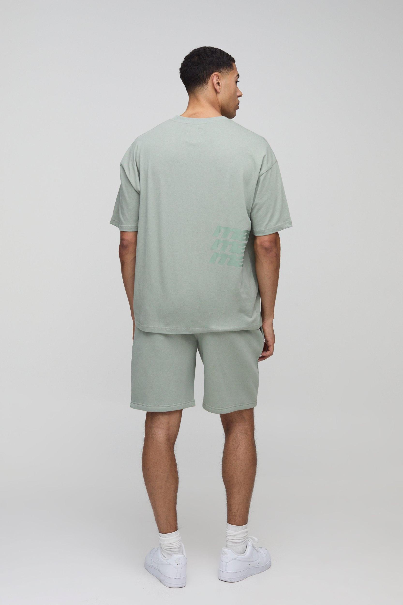 Oversized Man T-Shirt & Short Set | boohooMAN USA Product Image