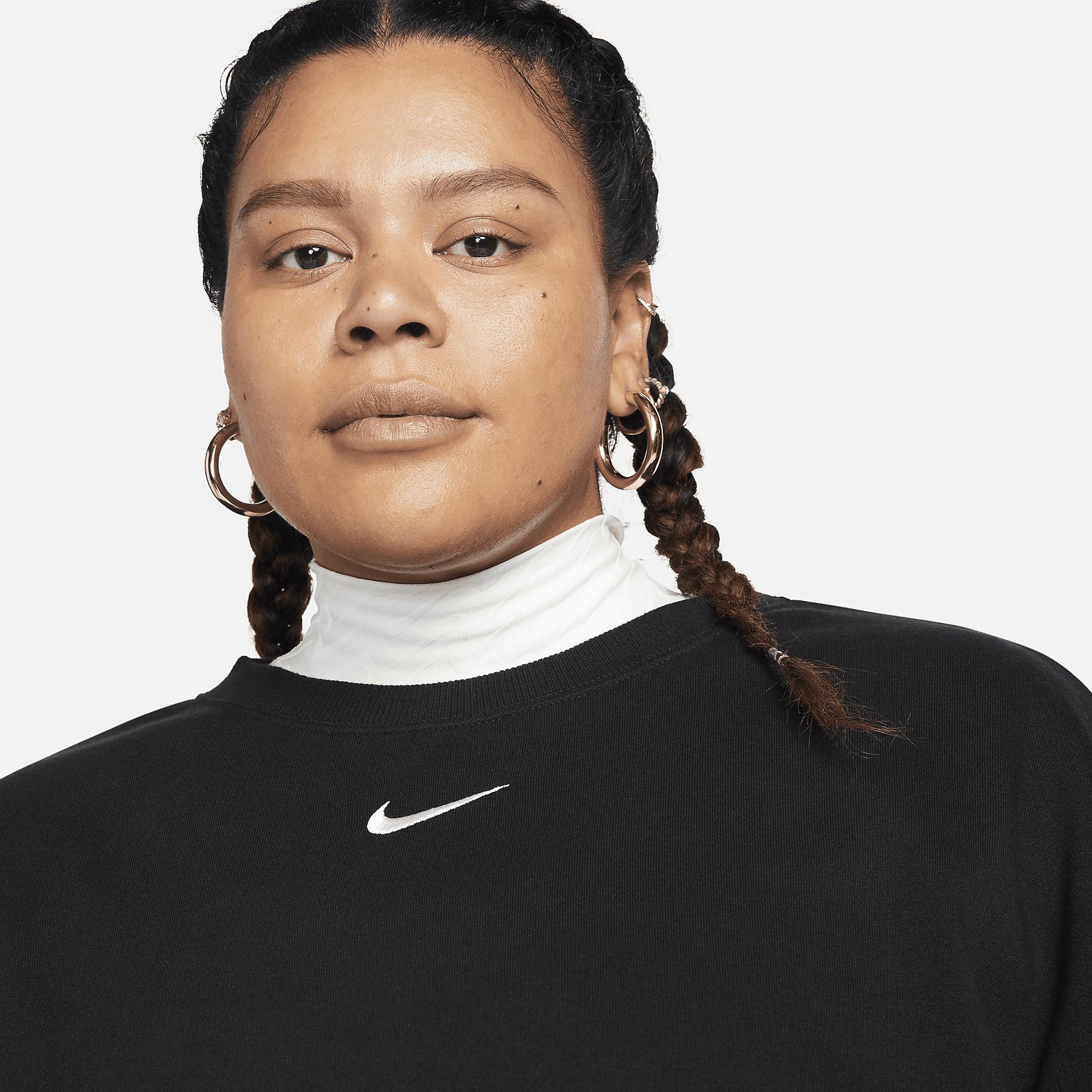 Women's Nike Sportswear Phoenix Fleece Oversized Crew-Neck Sweatshirt (Plus Size) Product Image