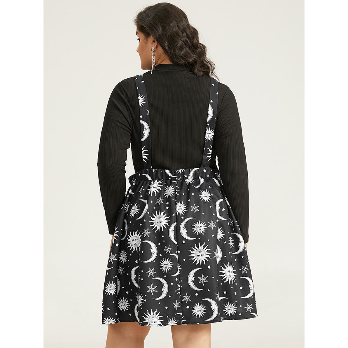 Plus Size Halloween Moon & Star Print Pocket Spaghetti Strap Dress Black Women Casual Adjustable Straps Spaghetti Strap Sleeveless Curvy Knee Dress BloomChic 30/6X Product Image