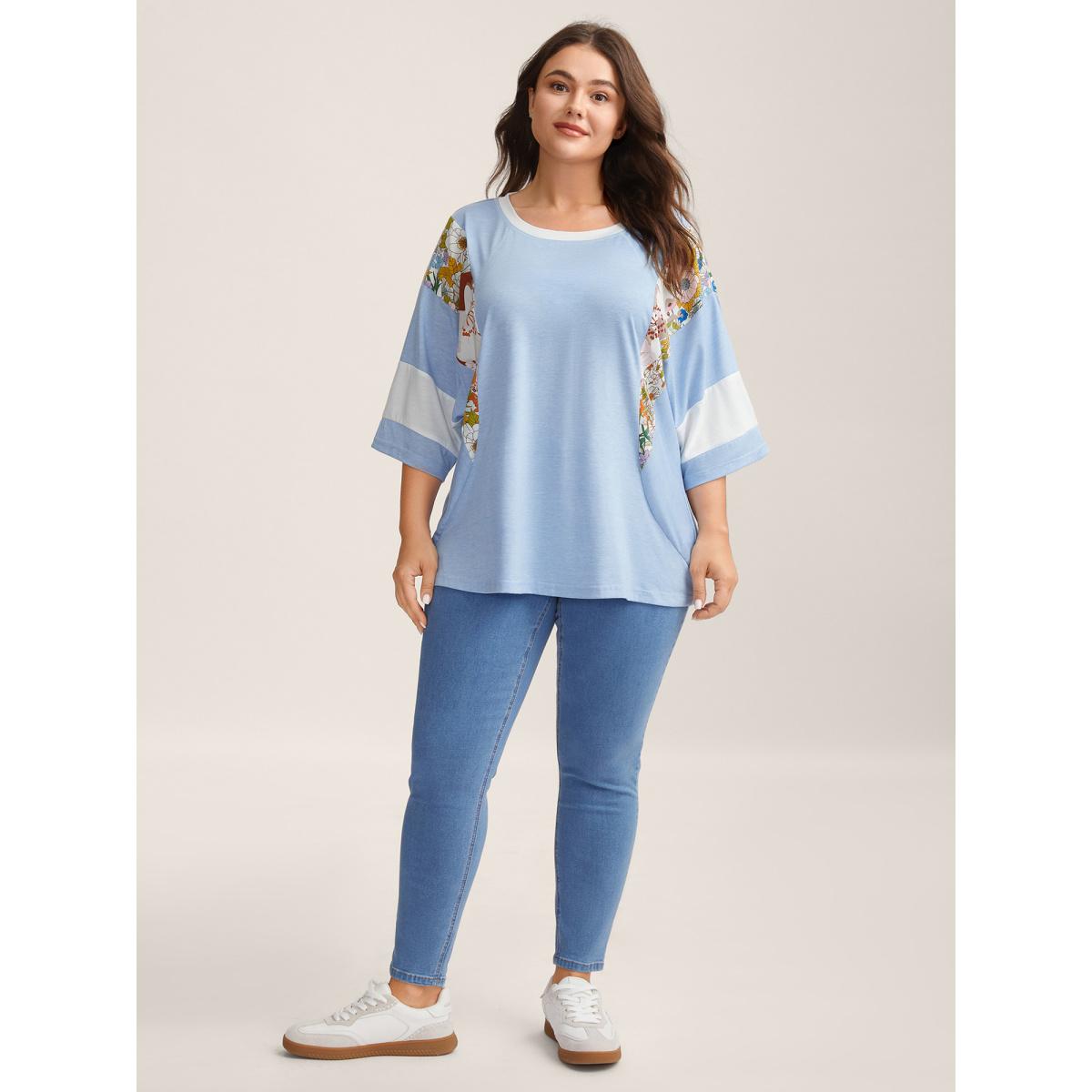 Plus Size Floral Panel Color Contrast T-Shirt LightBlue Women Contrast Round Neck Everyday-Casual T-shirts BloomChic 18-20/2X Product Image