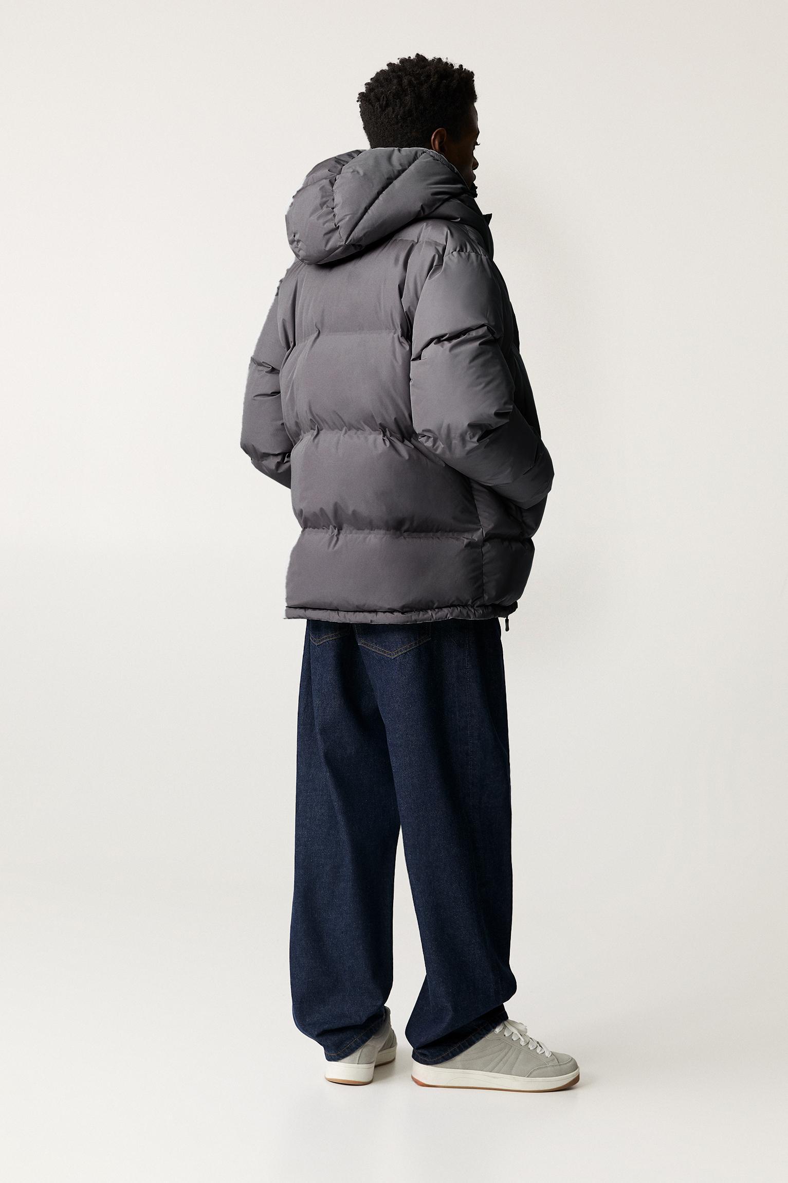 Puffer jacket with hood Product Image