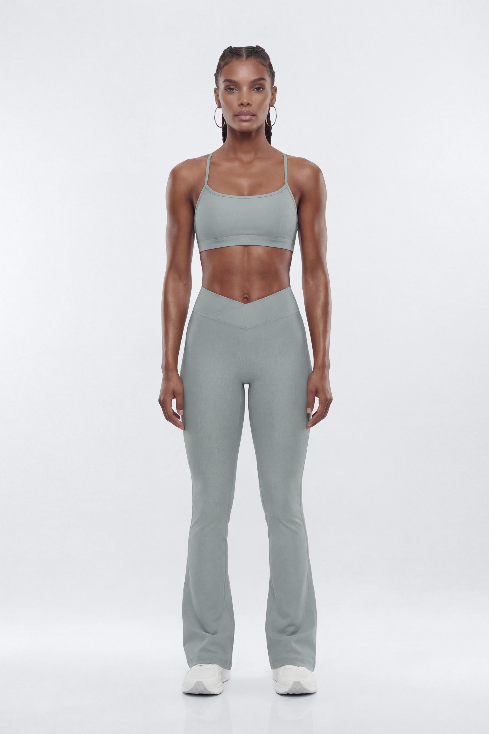 AirSculpt™ 28″ High Rise Legging - Steel Female Product Image