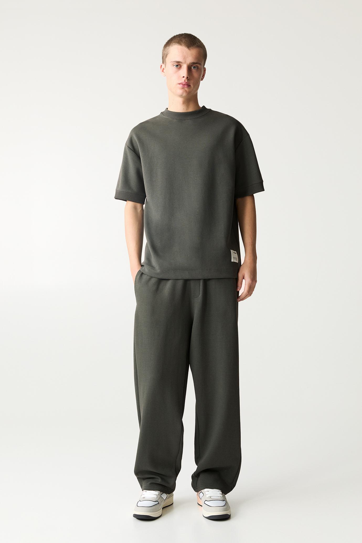 Interlock sweatpants Product Image