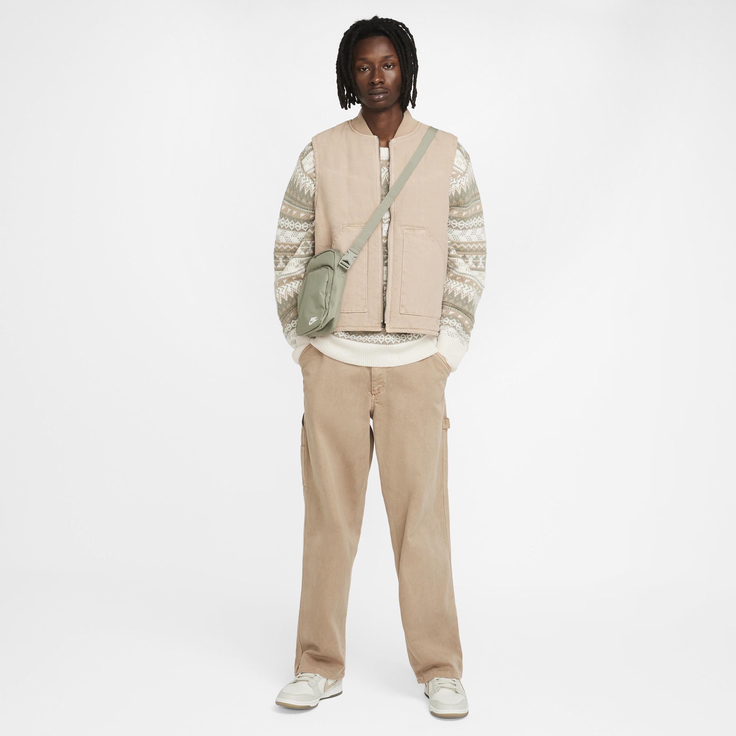 Nike Life Men's Padded Work Vest Product Image